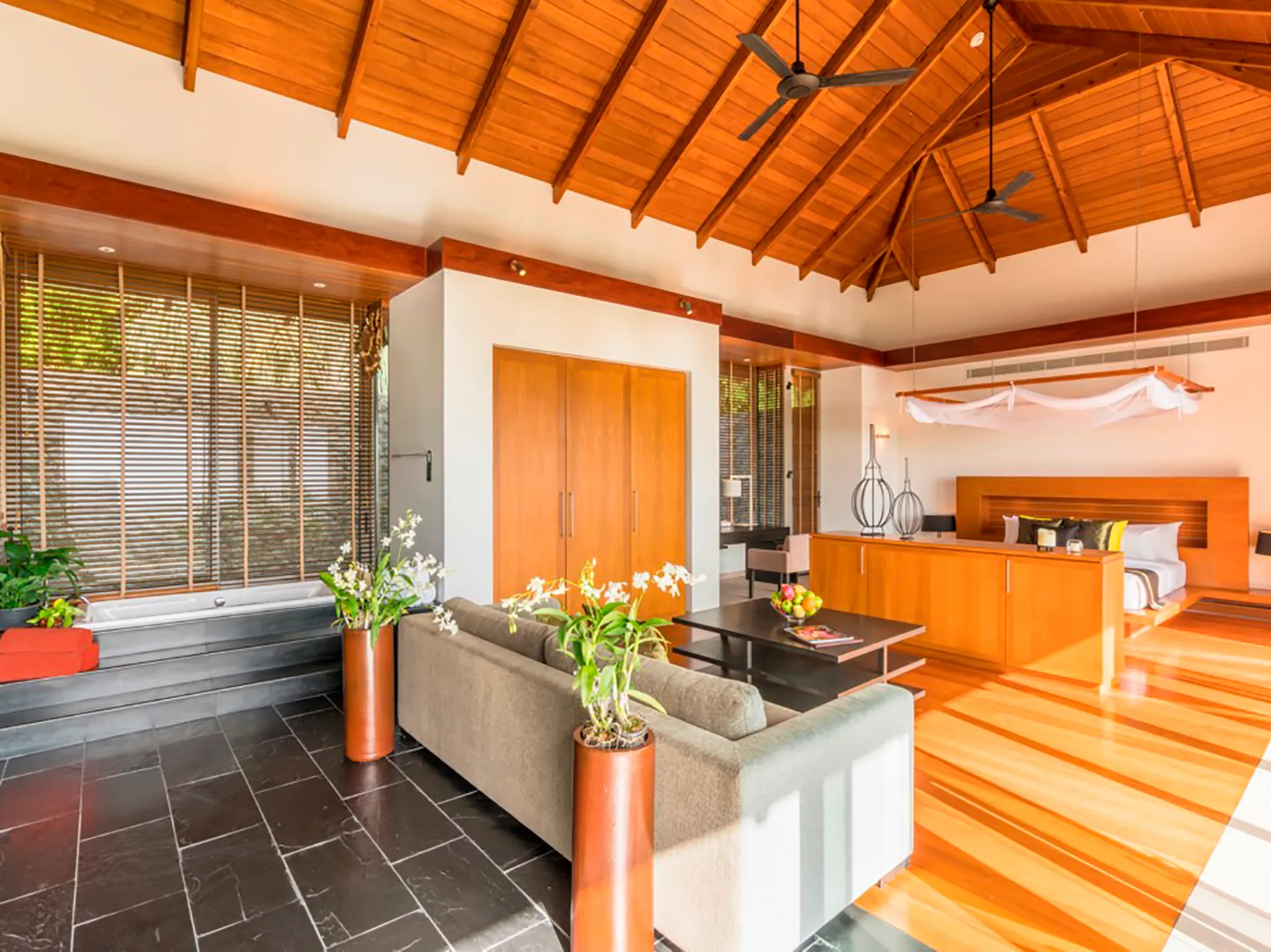 Baan Paa Talee - Master guest bedroom design
