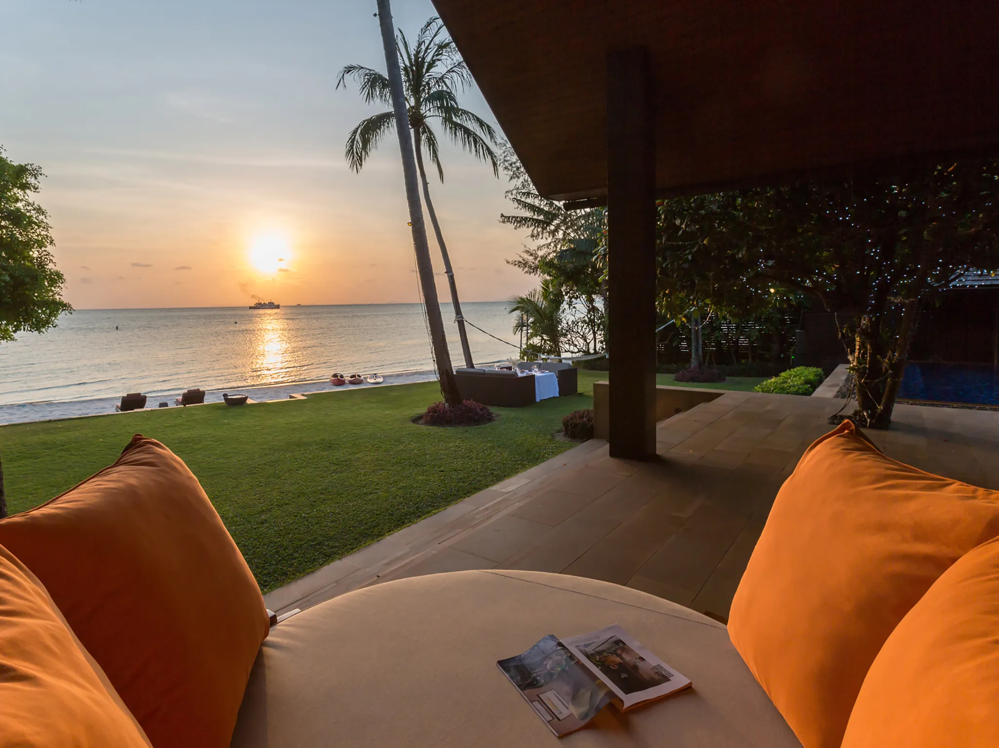 Baan Puri - Master bedroom terrace with stunning ocean view