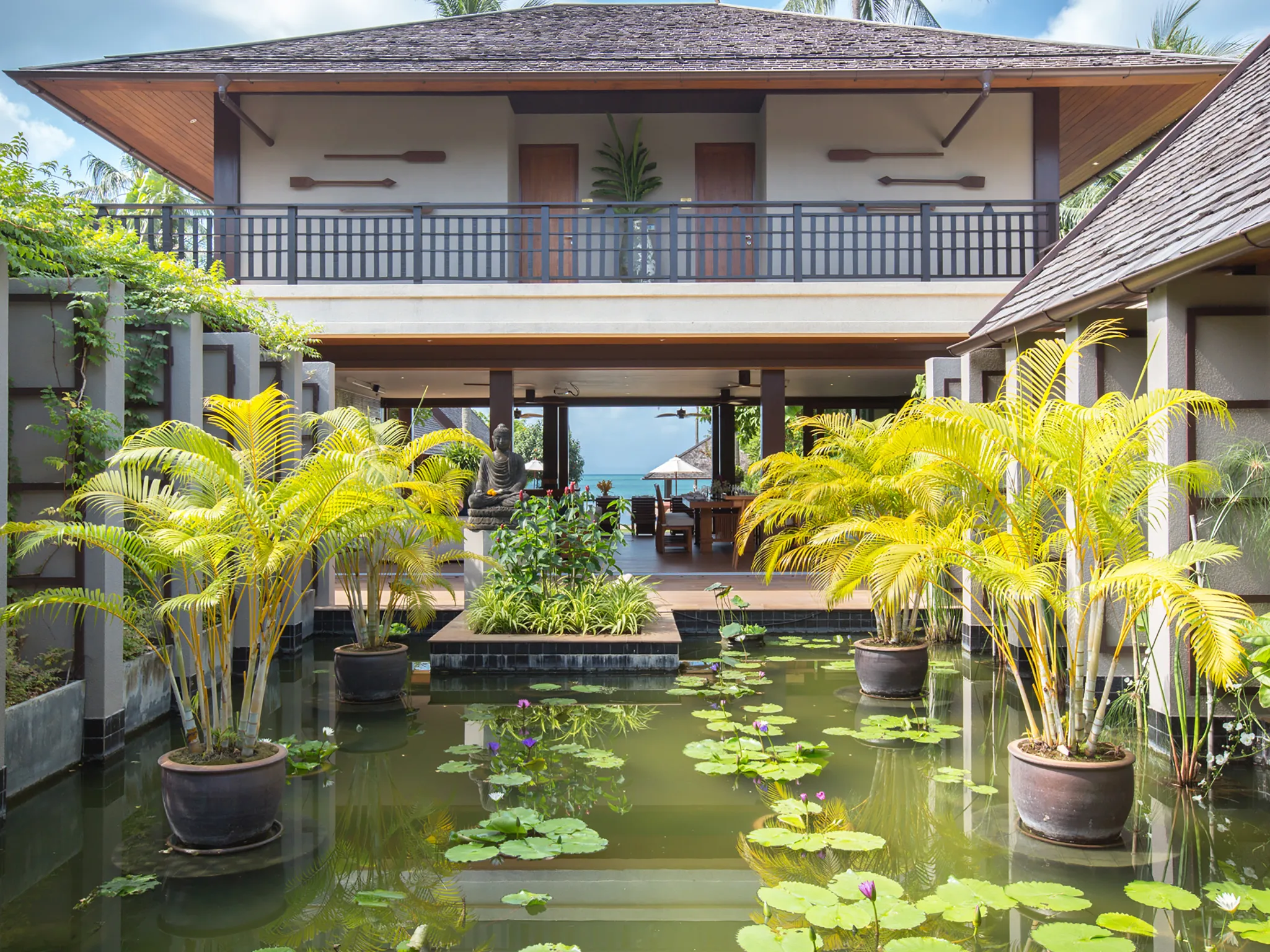 Baan Puri - Entrance pond