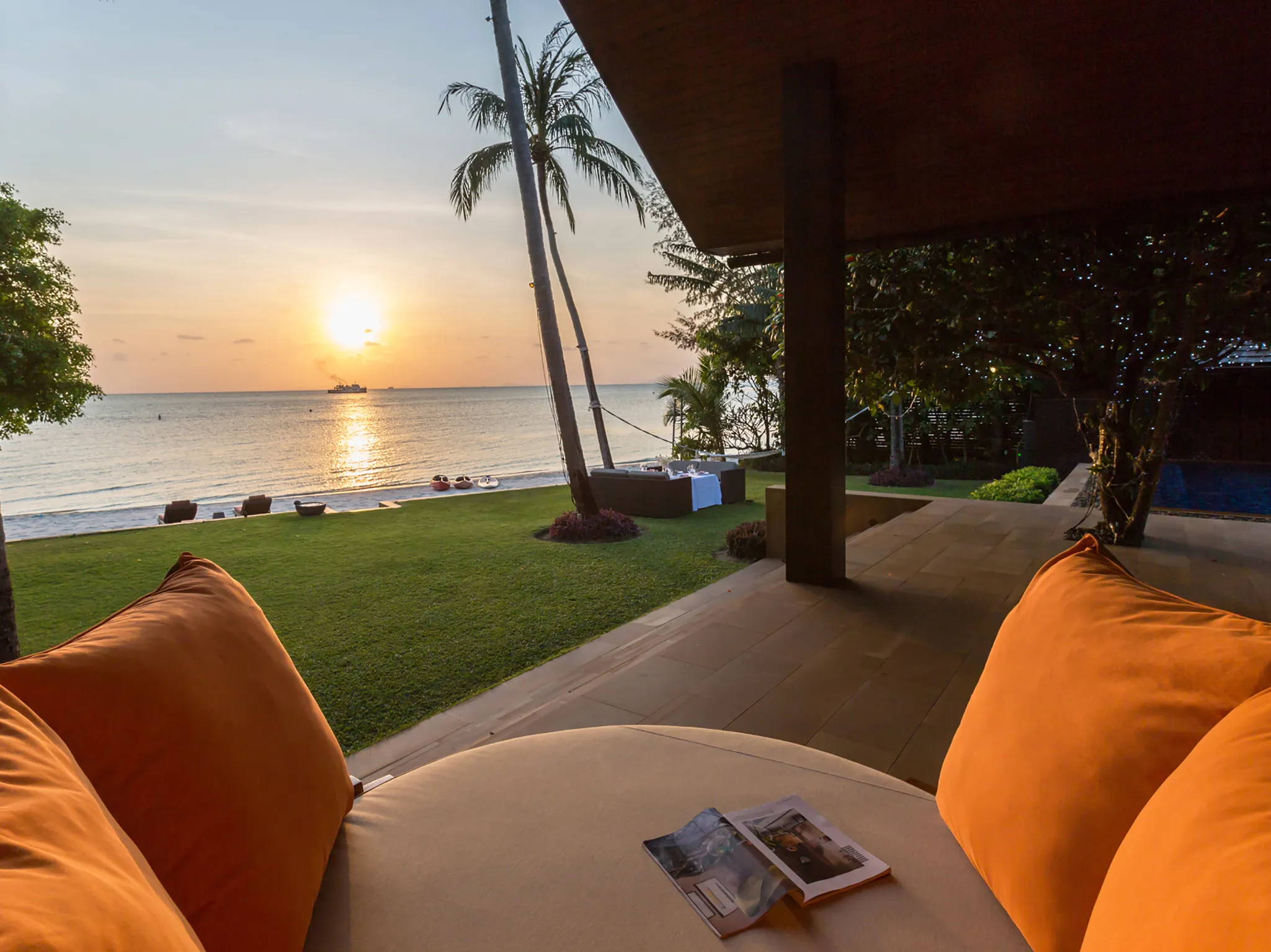Baan Puri - Master bedroom terrace with stunning ocean view