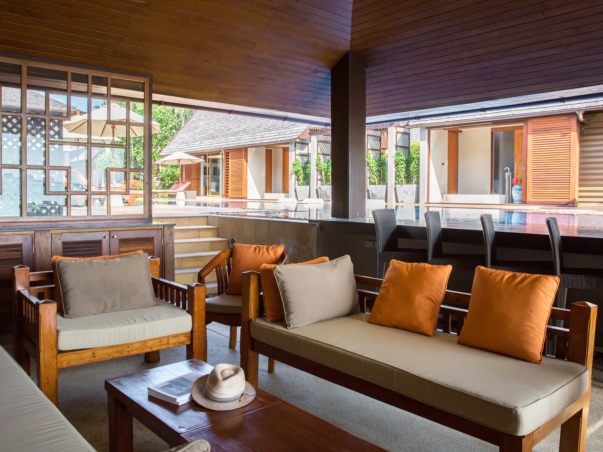 Baan Puri - Pool sala setting