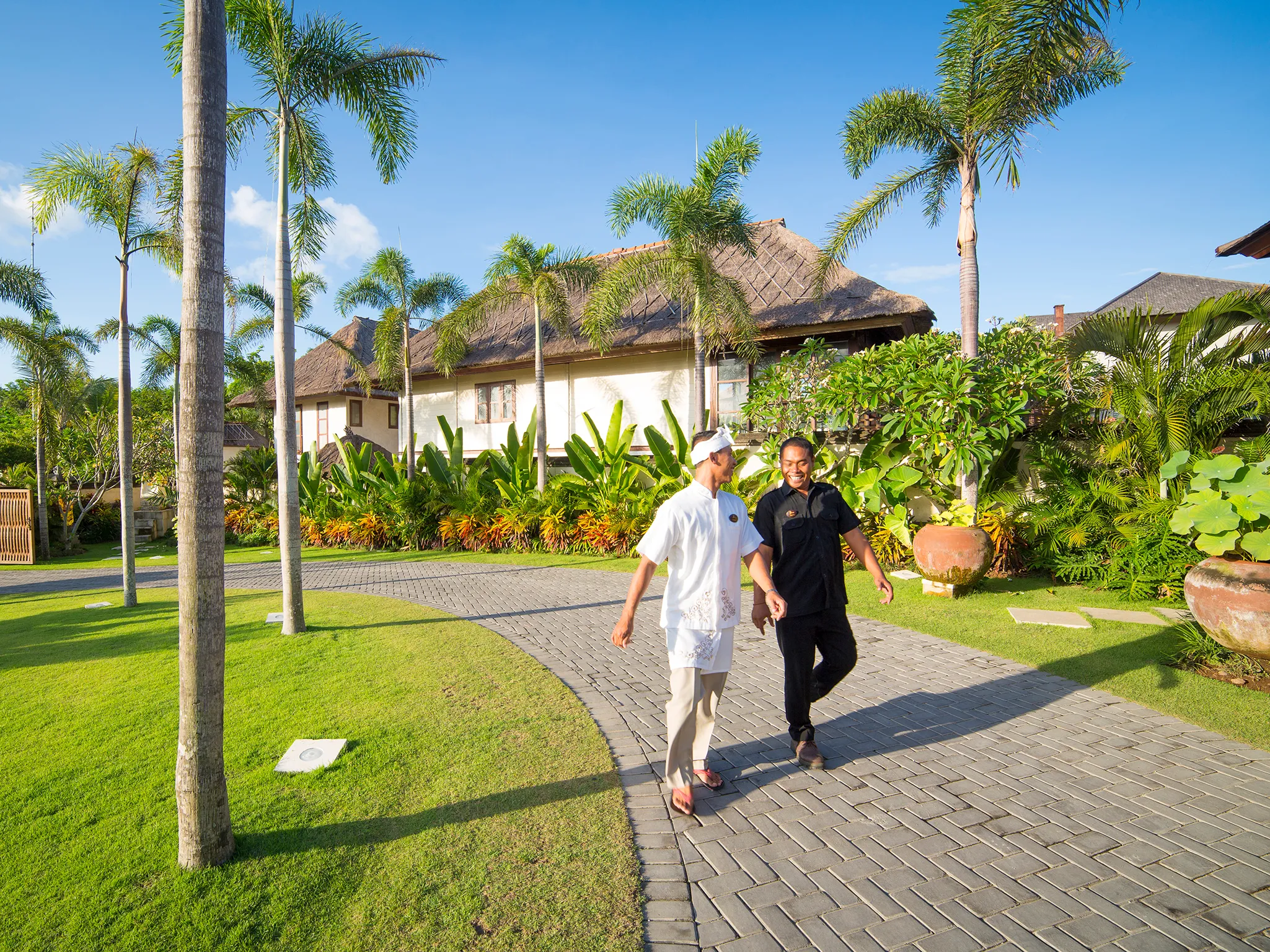Villa Bayu Gita Beachfront - Driveway