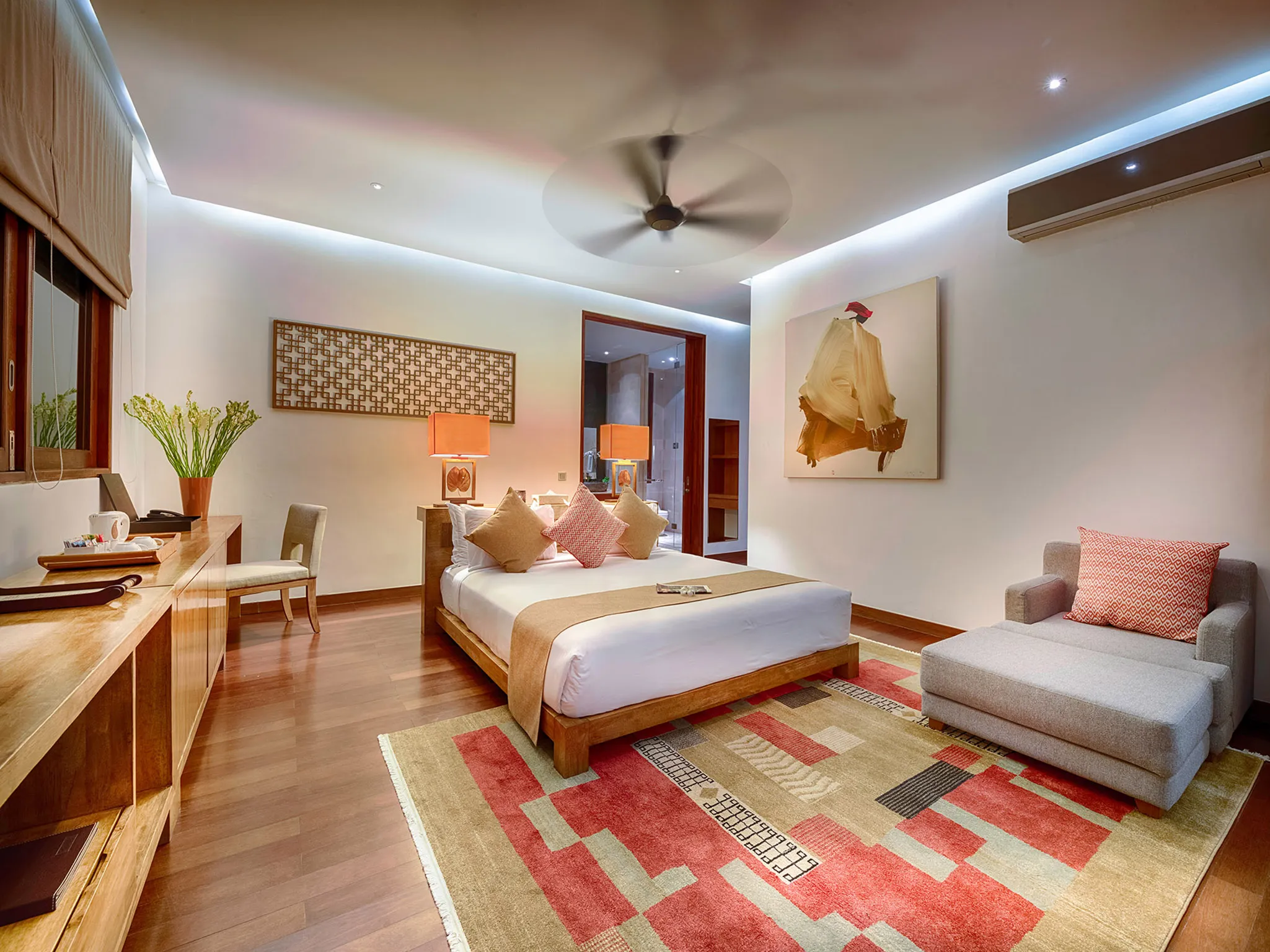 Casa Brio - Master bedroom 1 night light