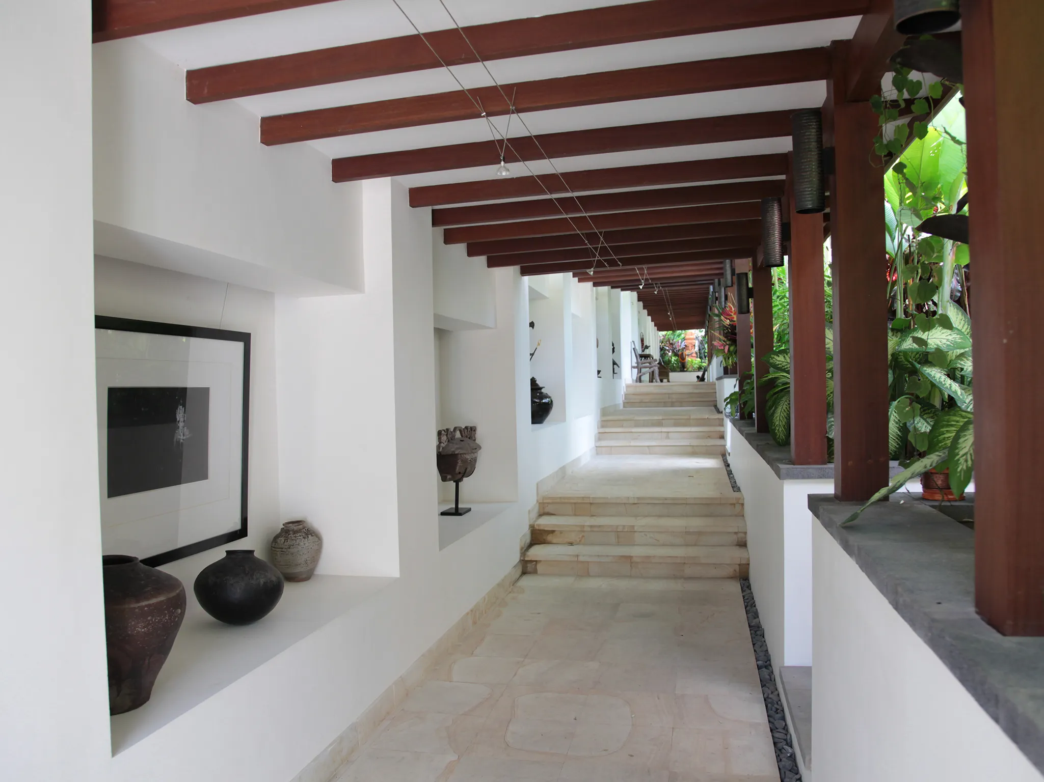 14. Villa Amy - Hallway