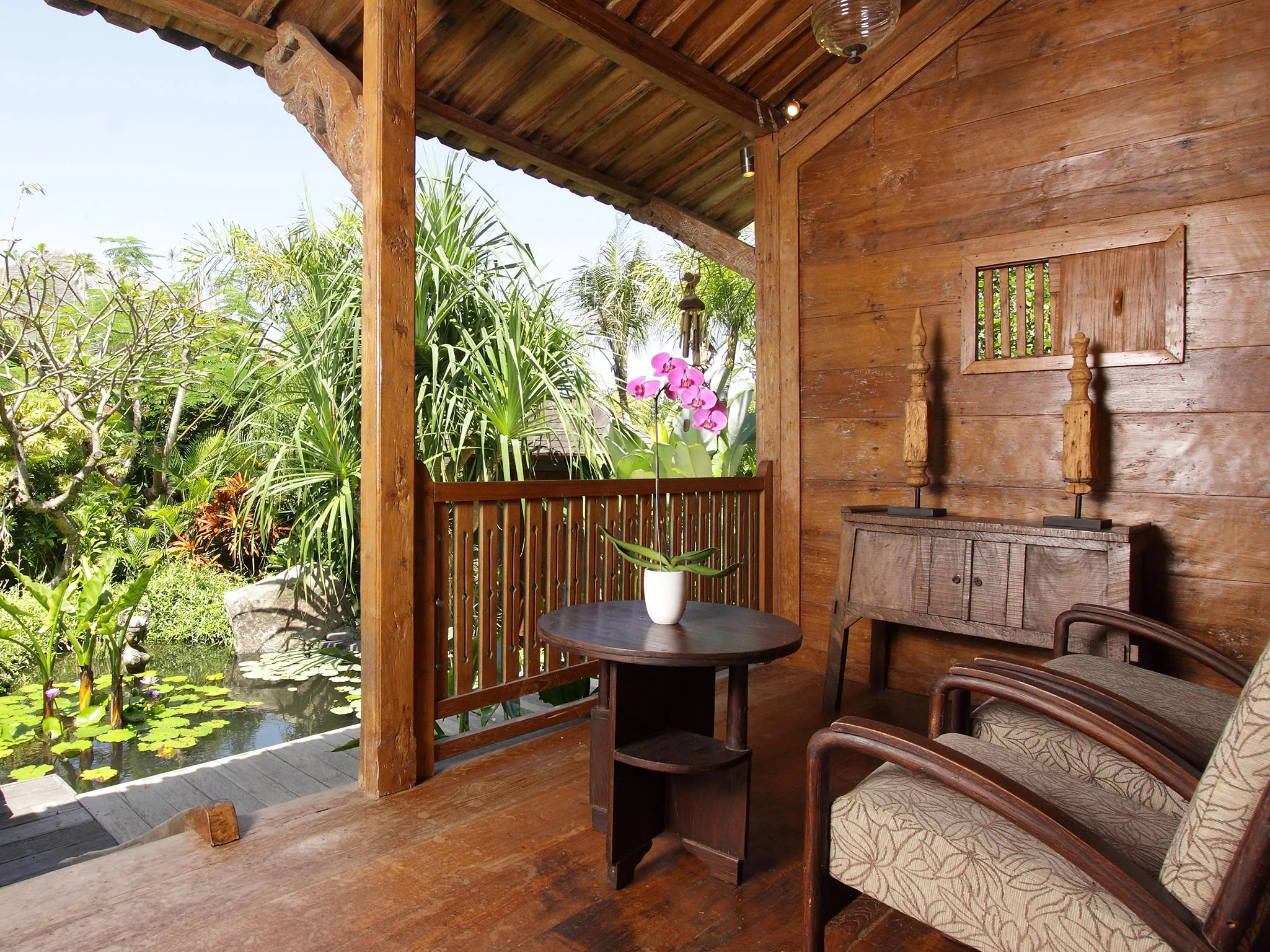 Villa Radha - Porch seating