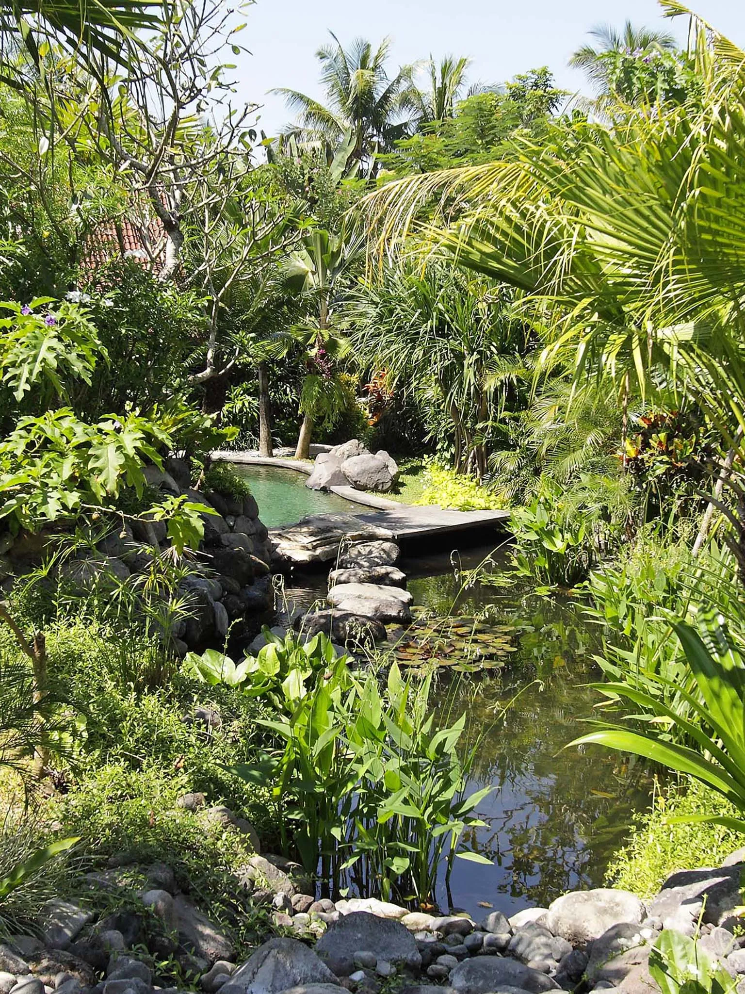 Villa Radha - Private stream