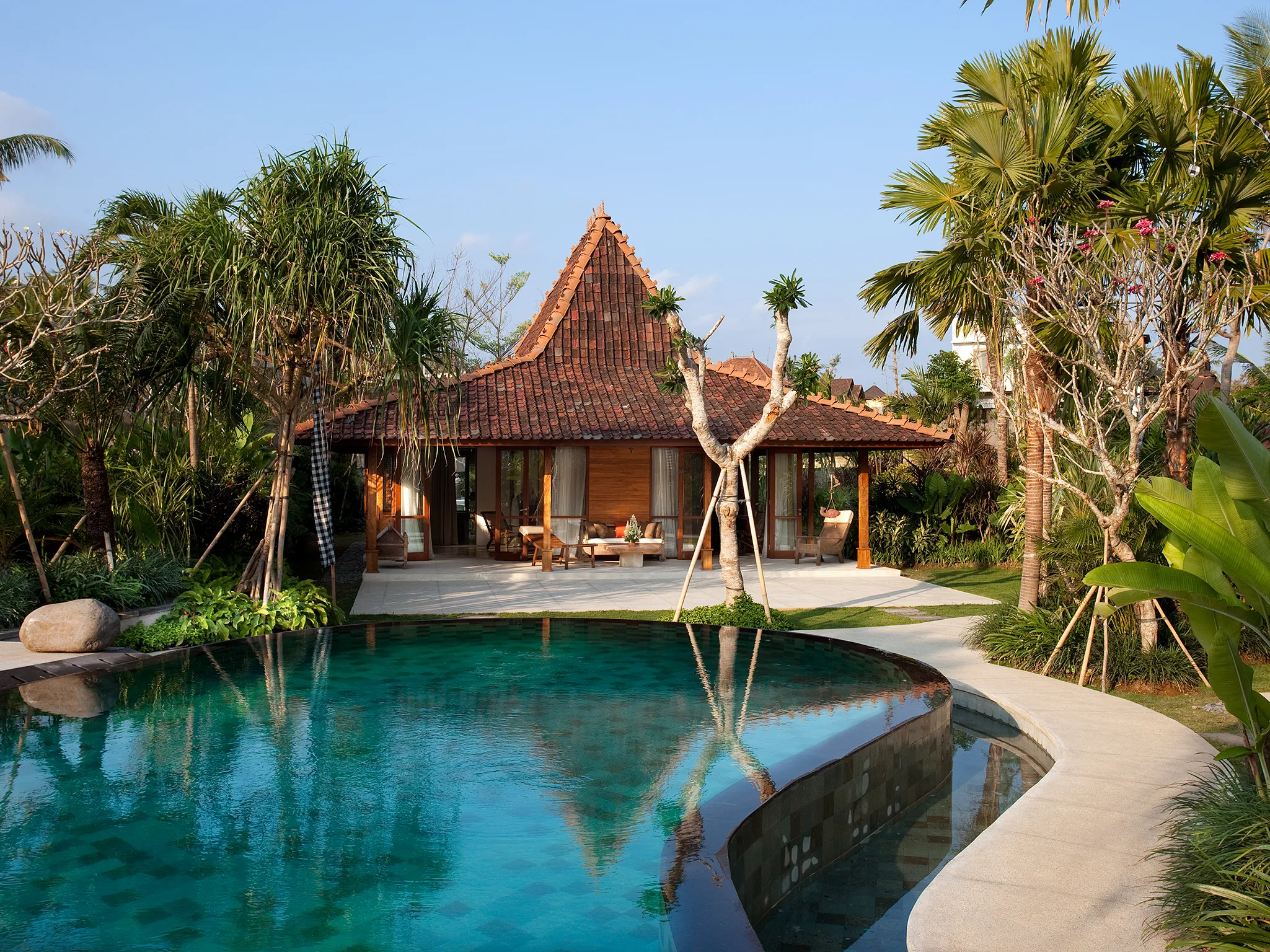 4. Villa Sati - Master bedroom