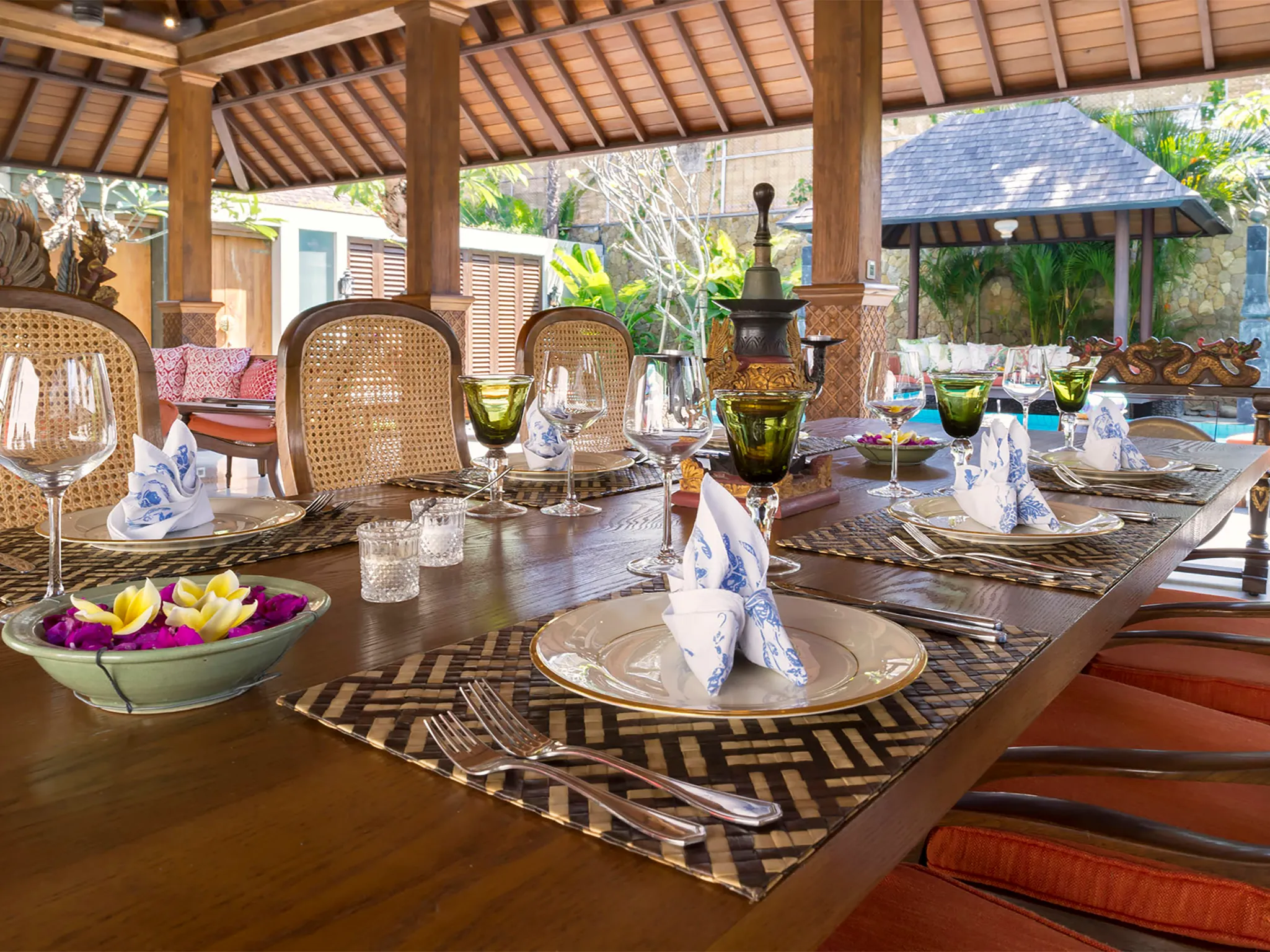 Des Indes II - Dining area