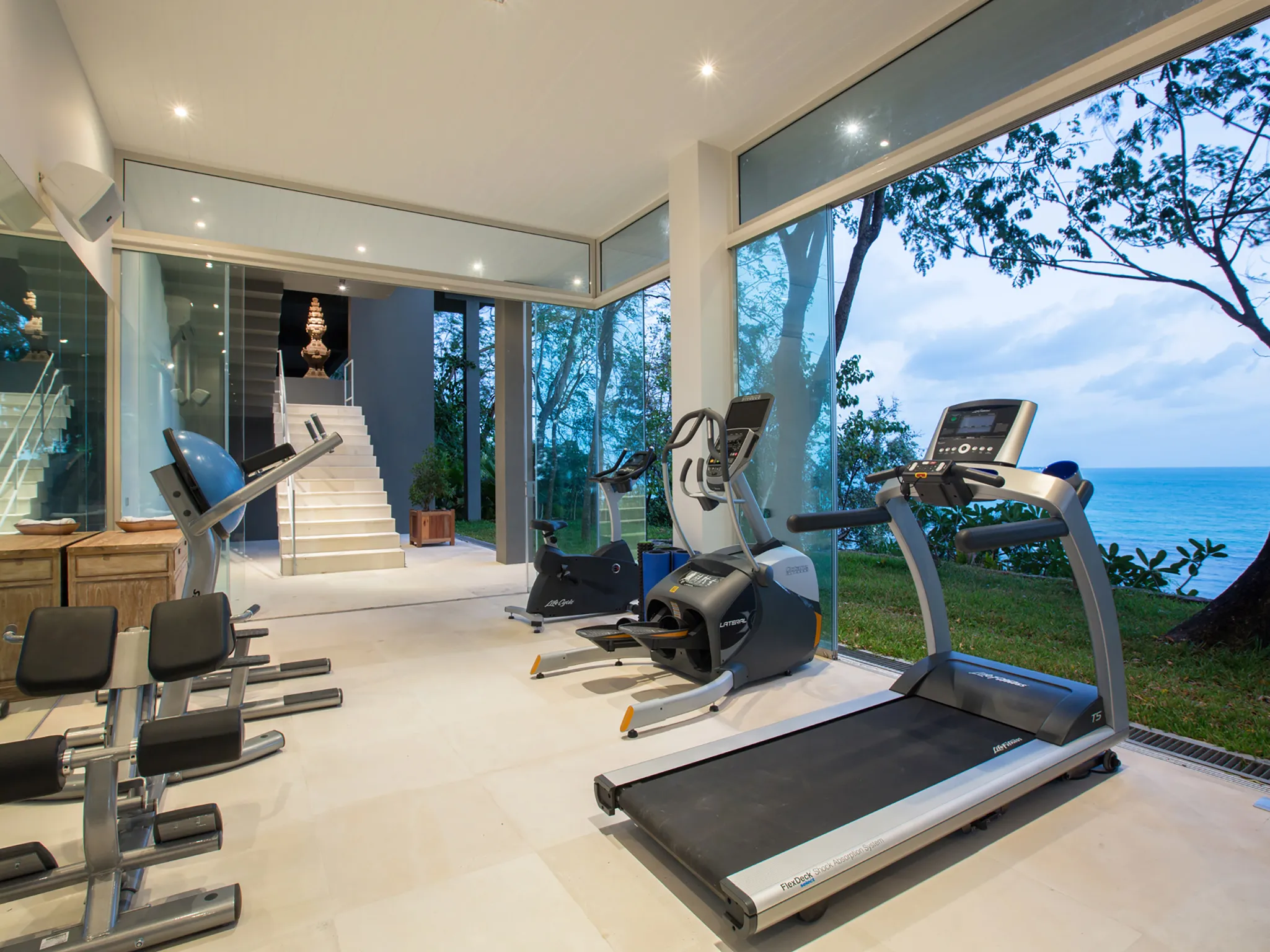 Element of 8 - Gym equipment