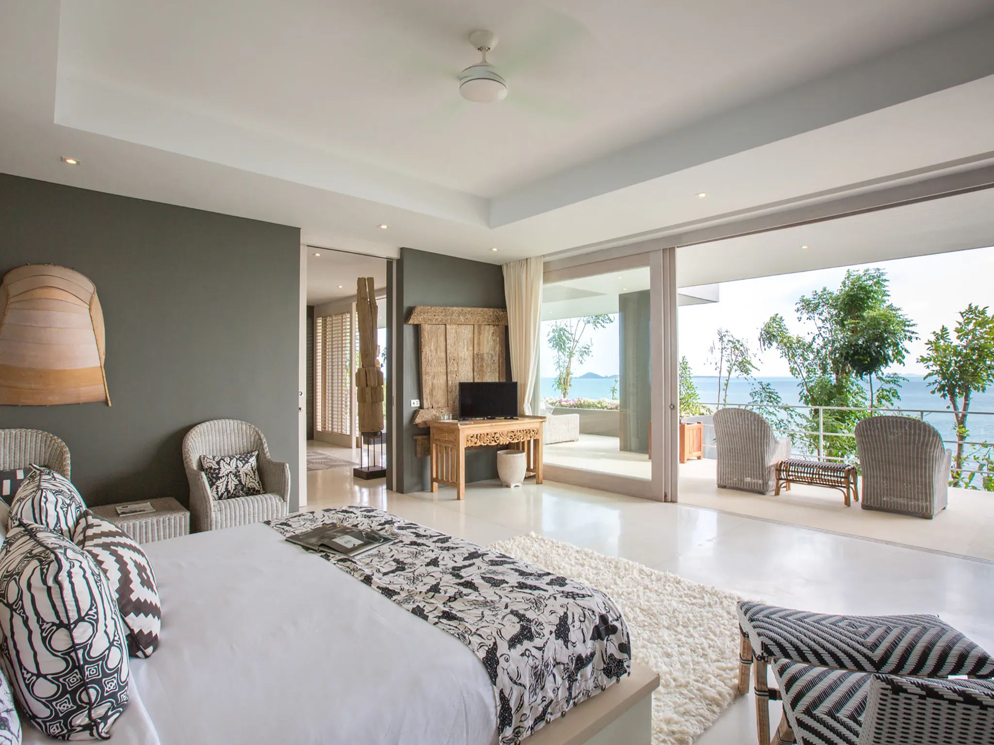 Element of 8 - Bedroom three with magnificent view