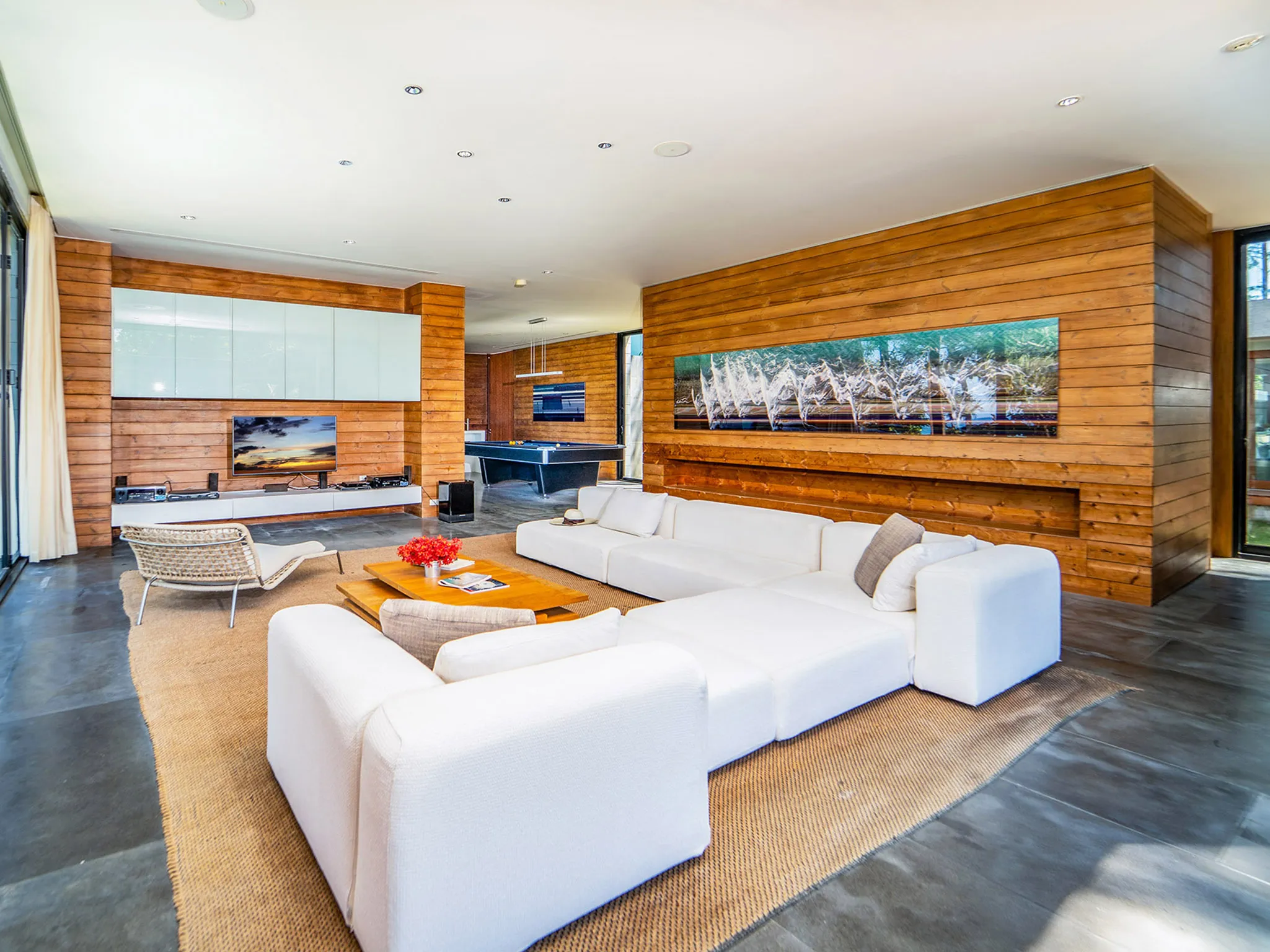 Grand Villa Noi - Living area preview