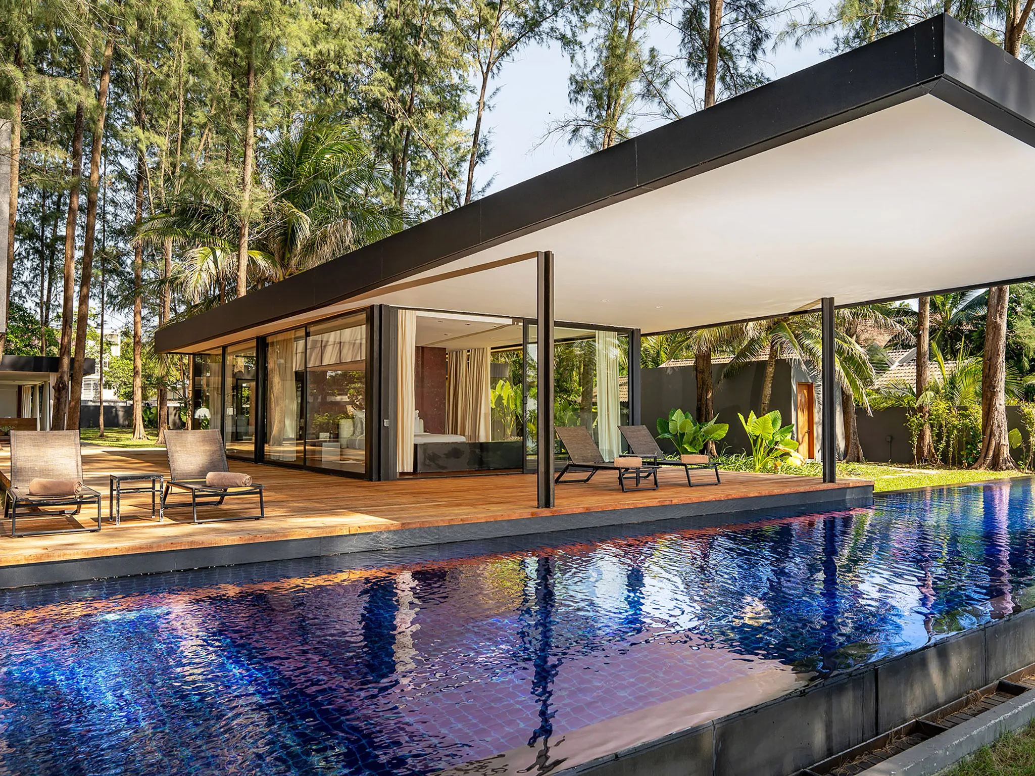 Grand Villa Noi - Luxurious escape