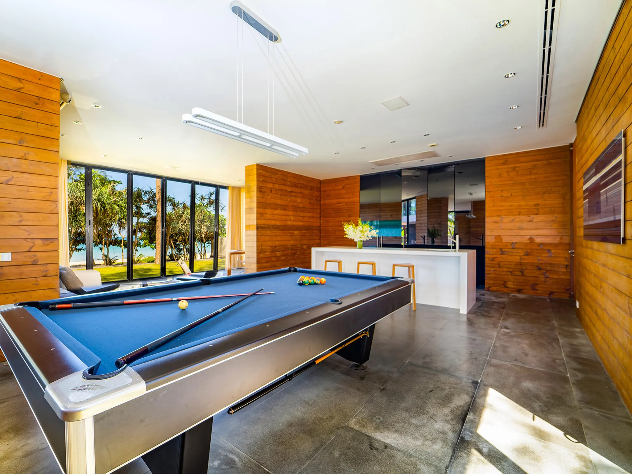 Grand Villa Noi - Pool table