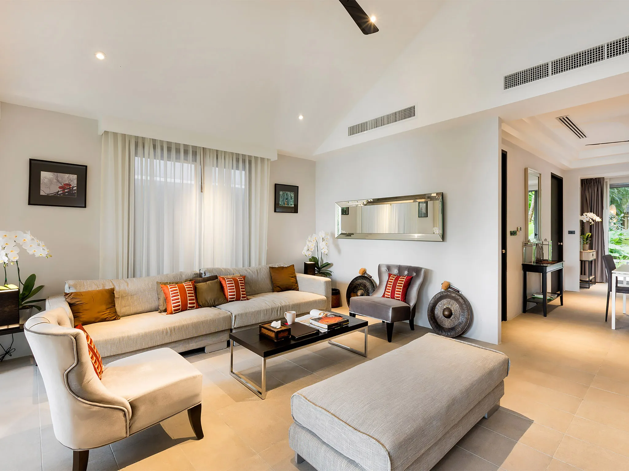 Infinity Blue Phuket - Living area setting