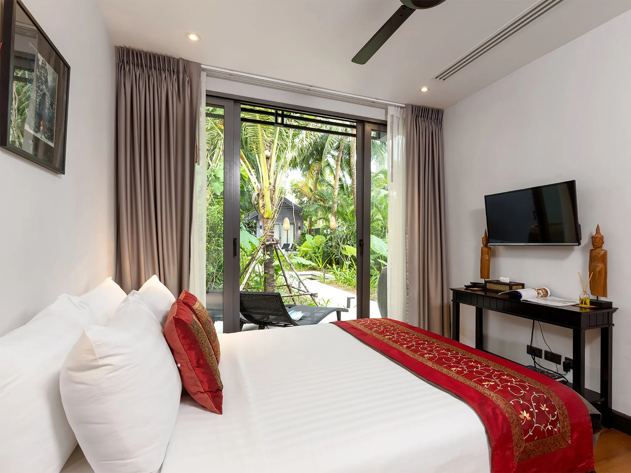 Infinity Blue Phuket - Bedroom view