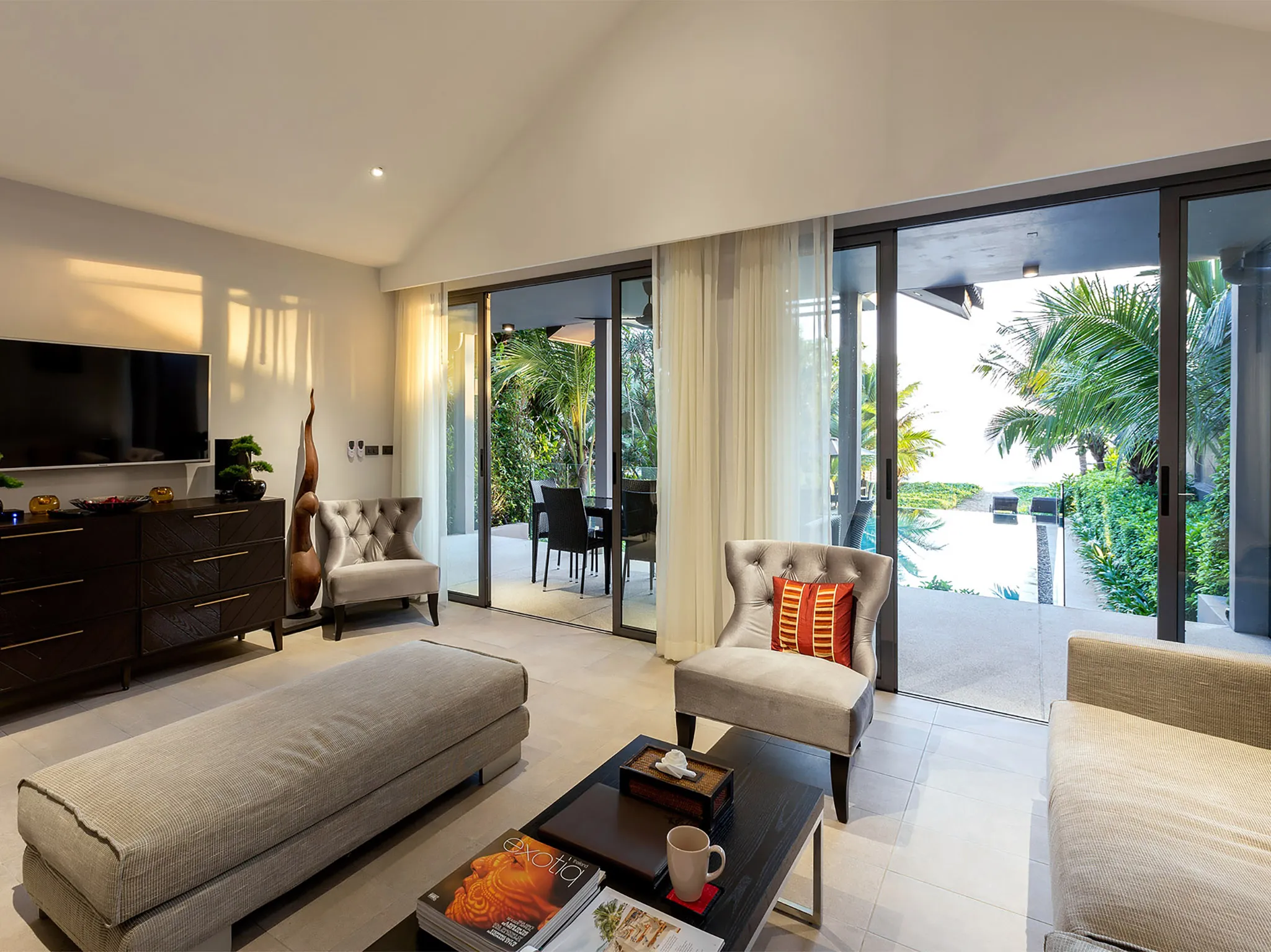 Infinity Blue Phuket - Comfortable living area