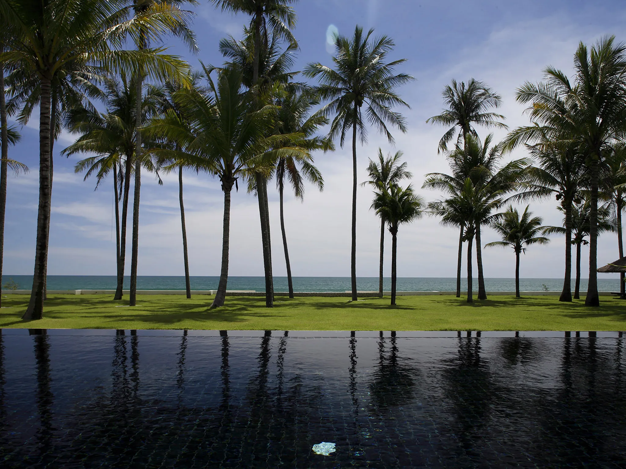 Villa Shanti - Stunning view from pool area