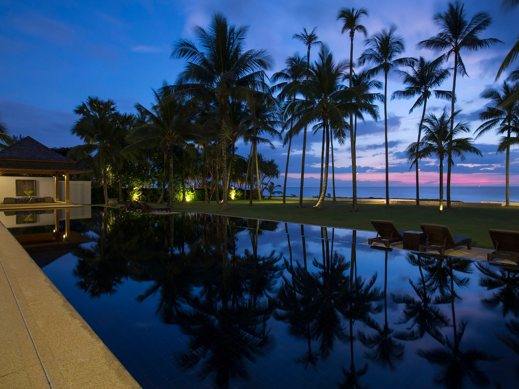Villa Shanti - Stunning twilight