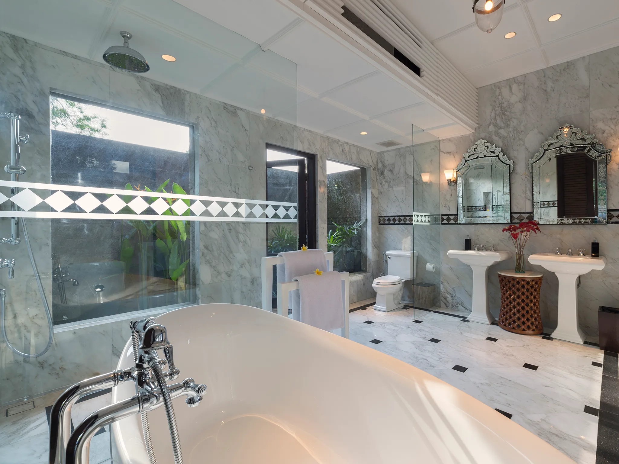 Kaba Kaba Estate - Pande Duur ensuite bathroom