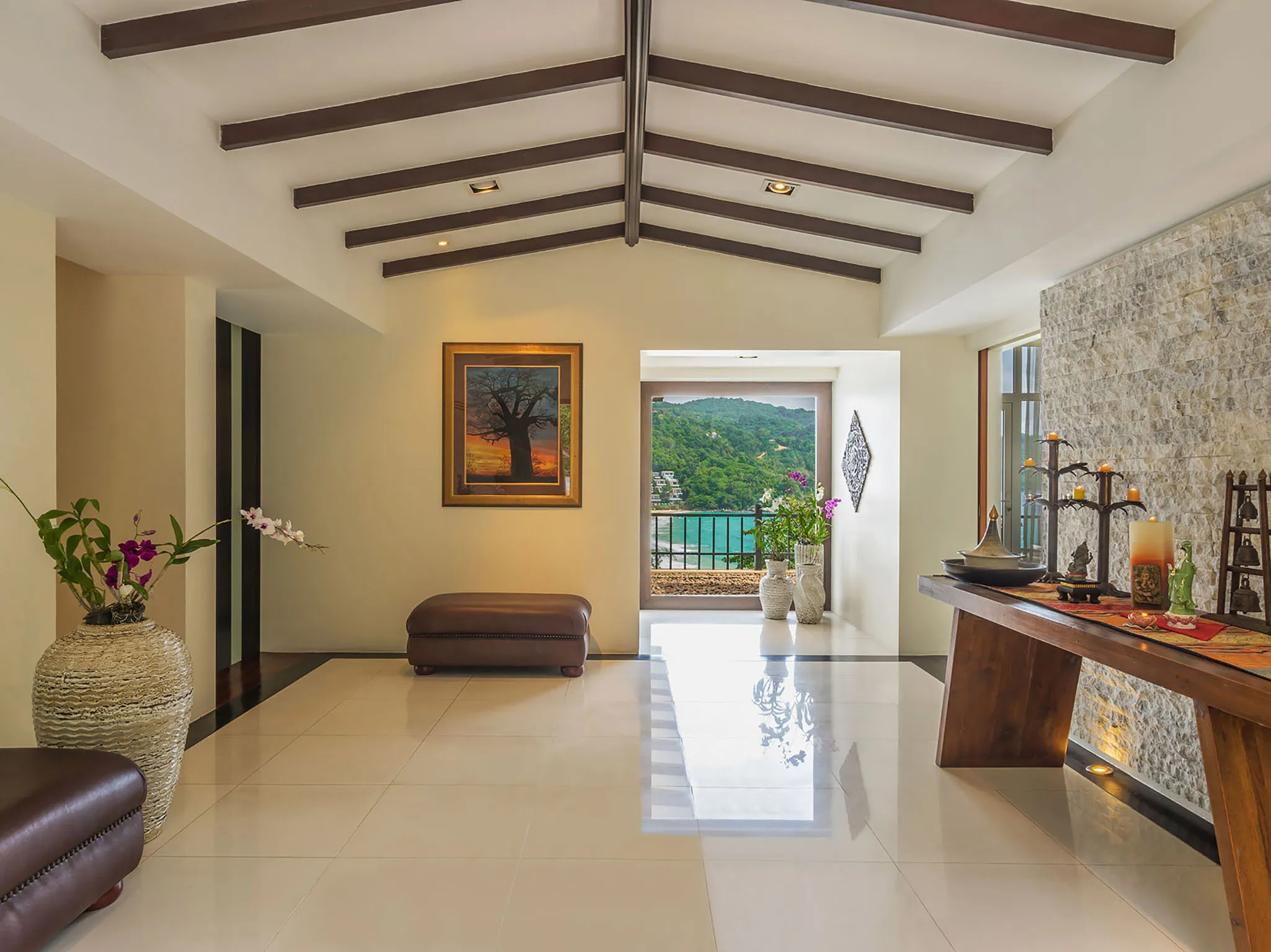 Villa Amanzi - Contemporary style