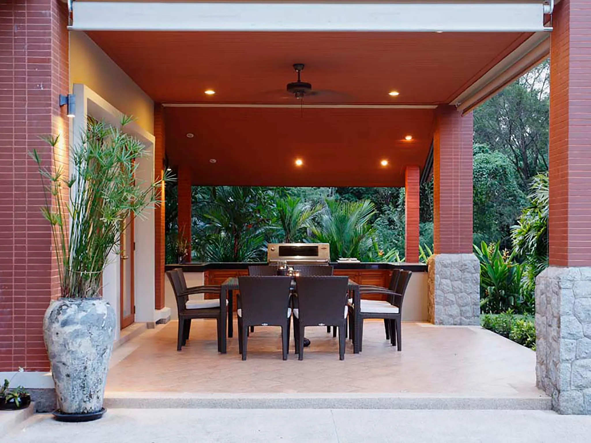 Laguna Waters - Outdoor Barbecue sala