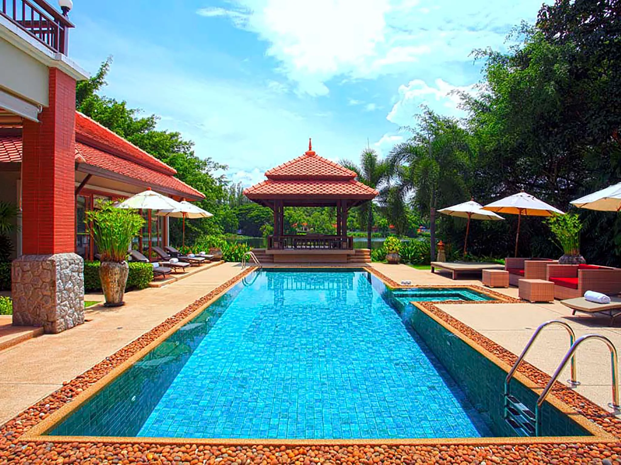 Laguna Waters - Pool