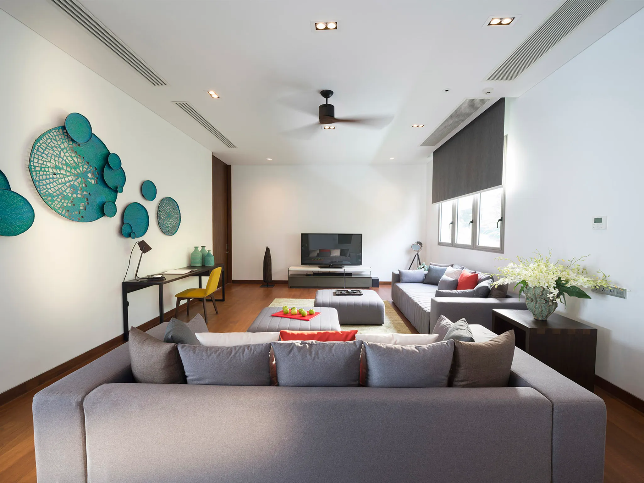 Malaiwana Penthouse - Modern living area
