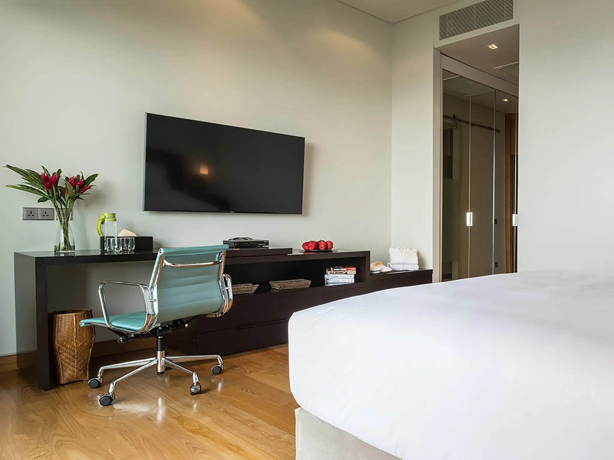 Villa Haleana - Guest bedroom layout