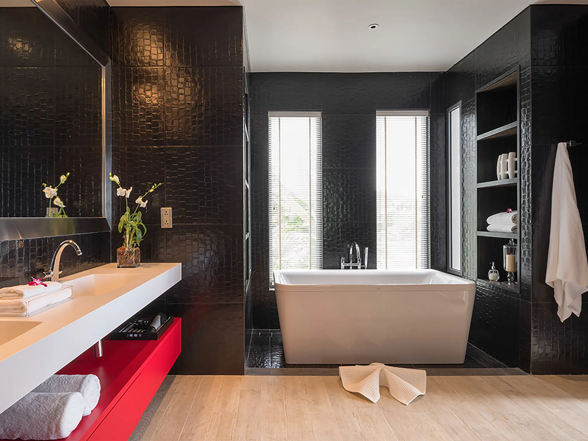 Malaiwana Villa M - Stylish bathroom