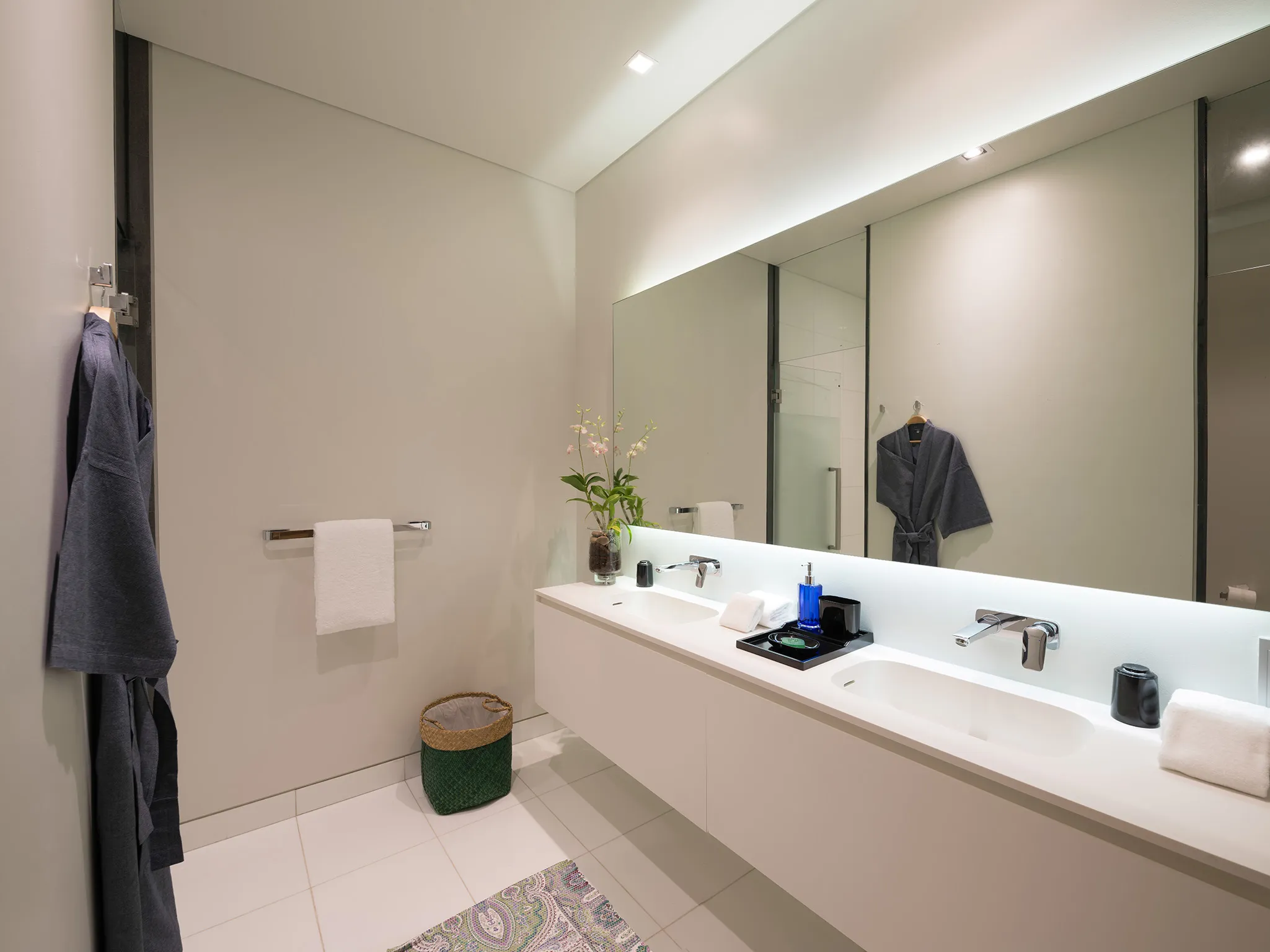 Malaiwana Villa R - Bathroom