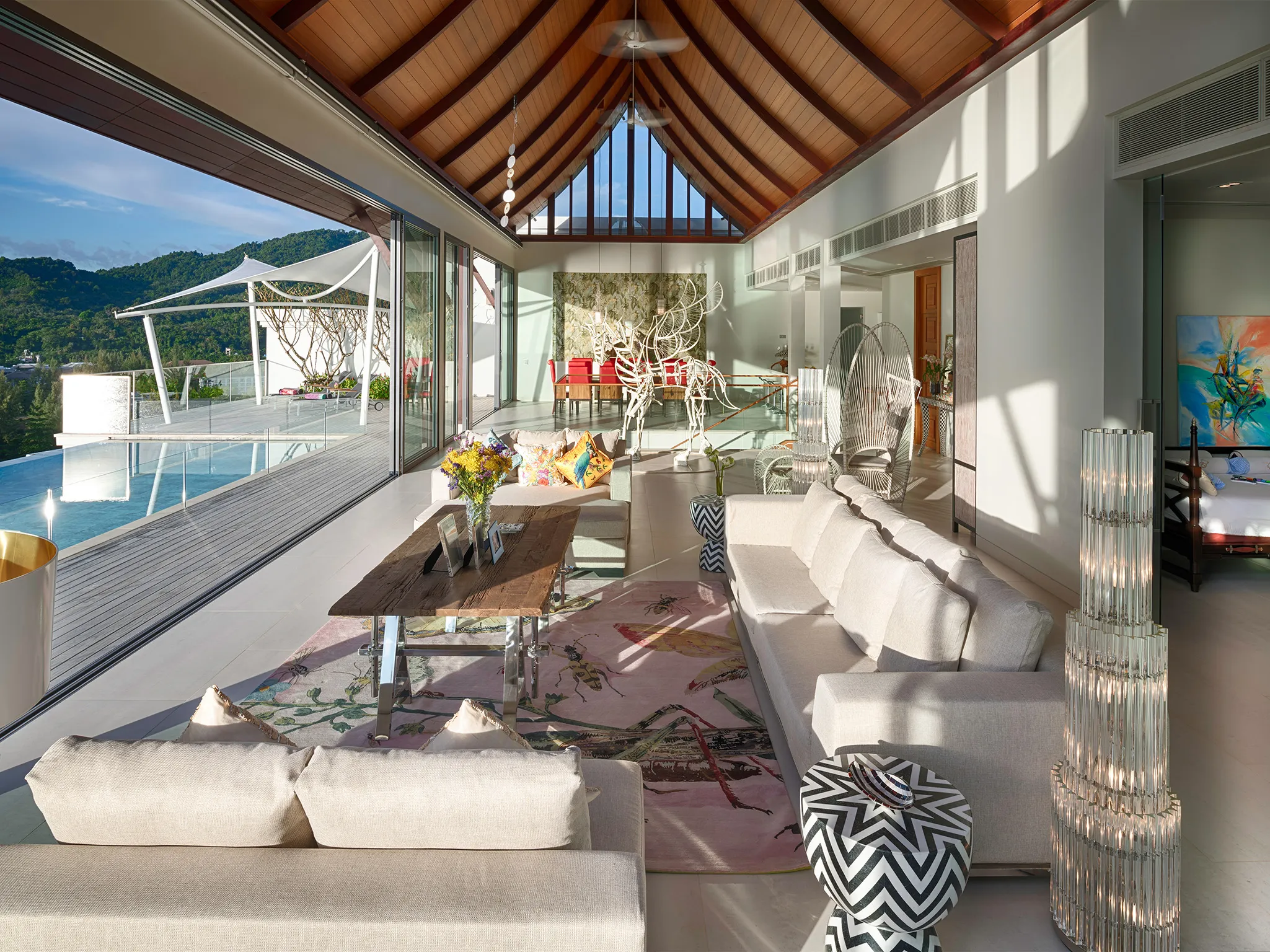 Malaiwana Villa R - Poolside living area