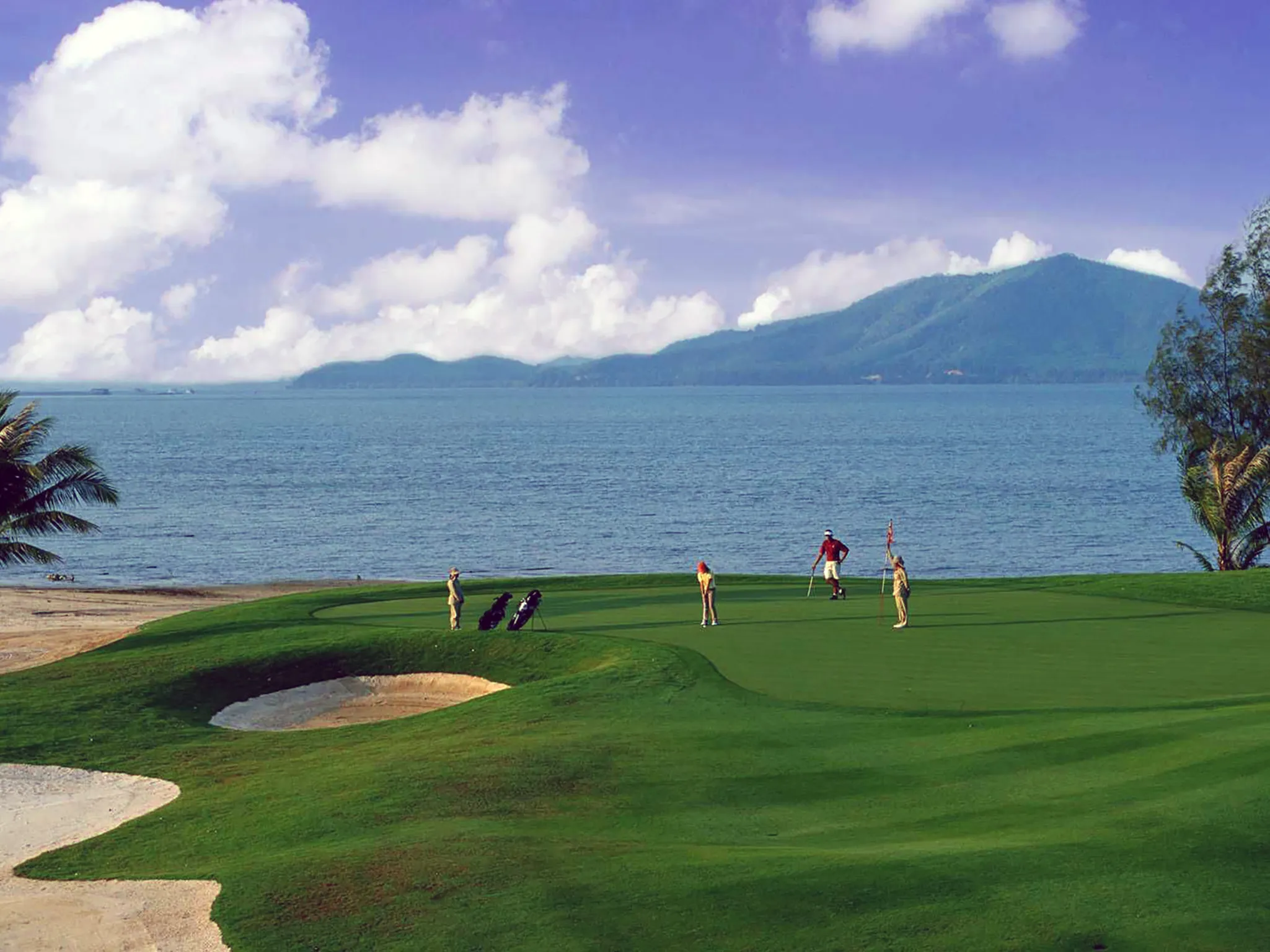 Naam Sawan - Mission hills Phuket