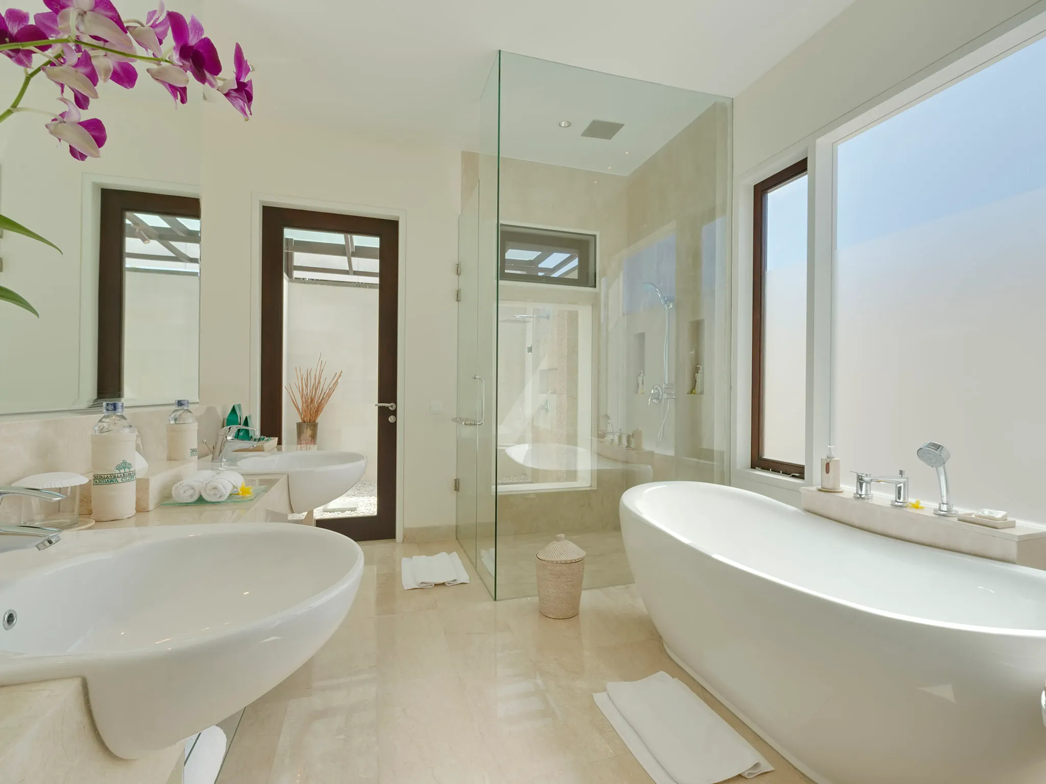 Pandawa Cliff Estate - The Pala - Ensuite design