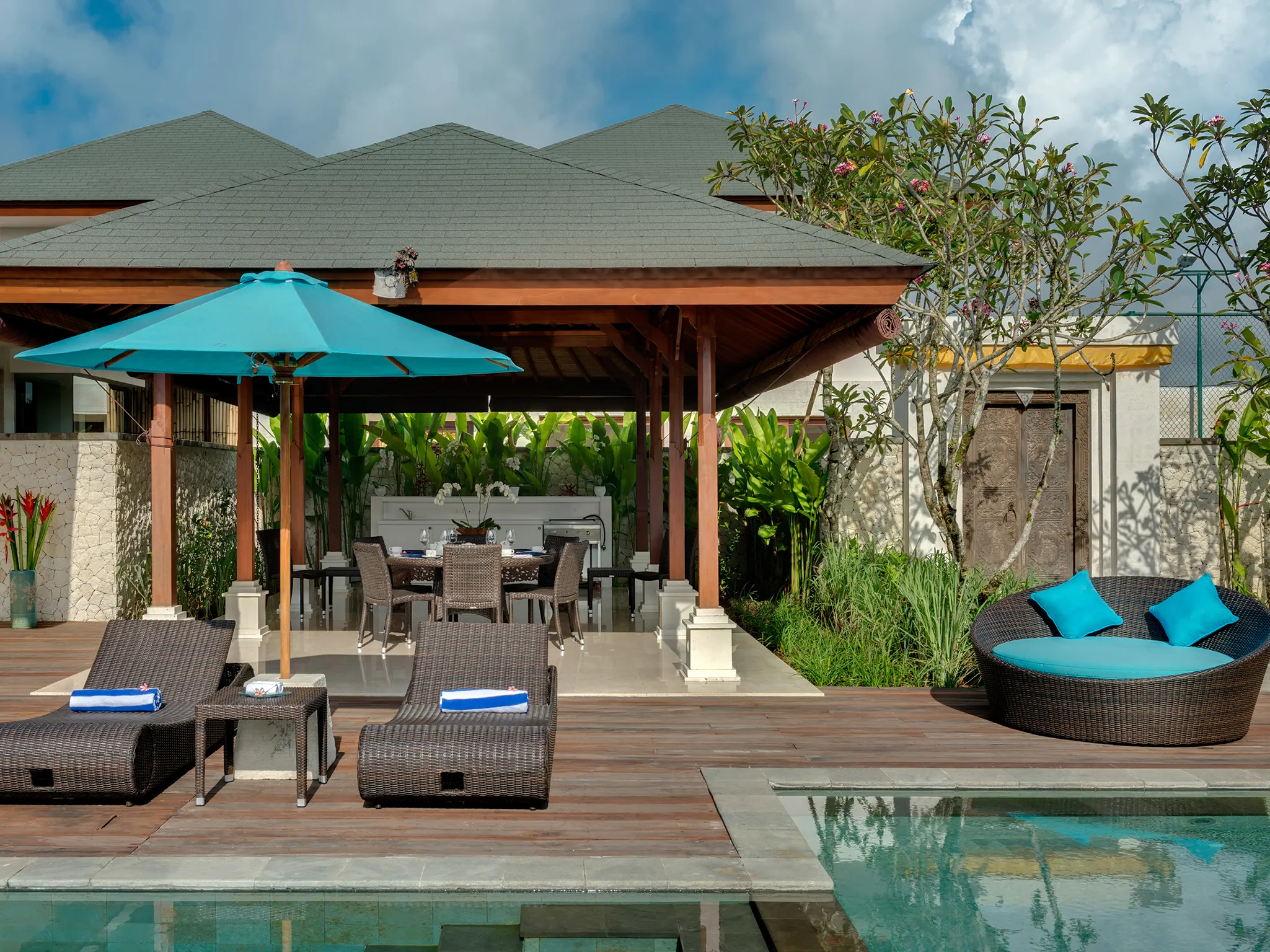 Pandawa Cliff Estate - Villa Marie - Pool side