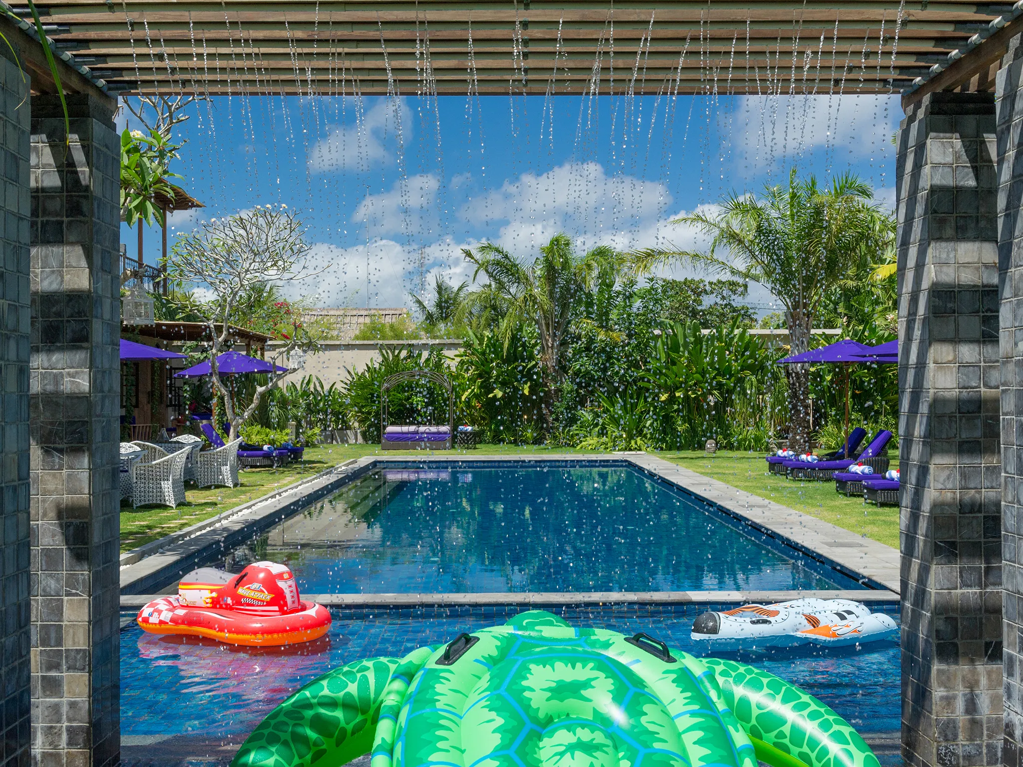 Villa Sayang d'Amour - Plenty of children's pool toys
