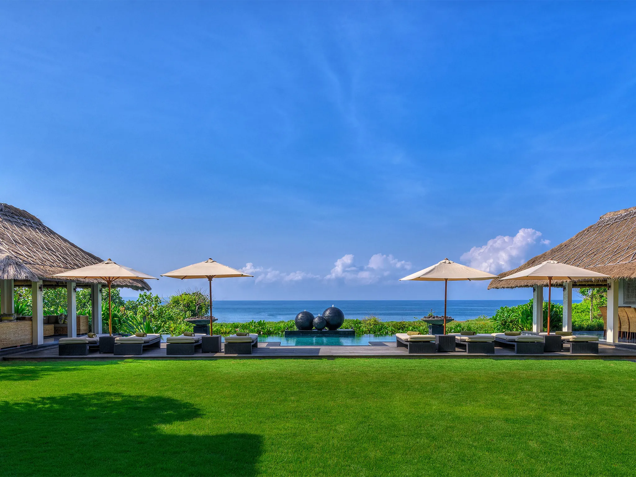 Seseh Beach Villa I - Perfect tropical getaway