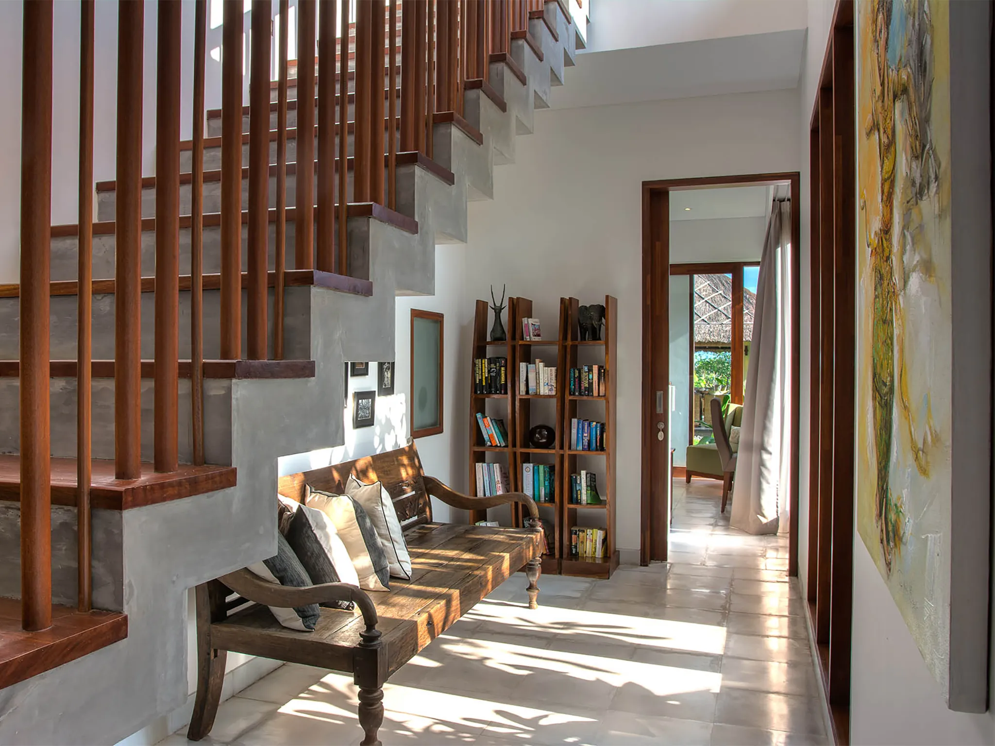 Seseh Beach Villa I - Hallway artwork