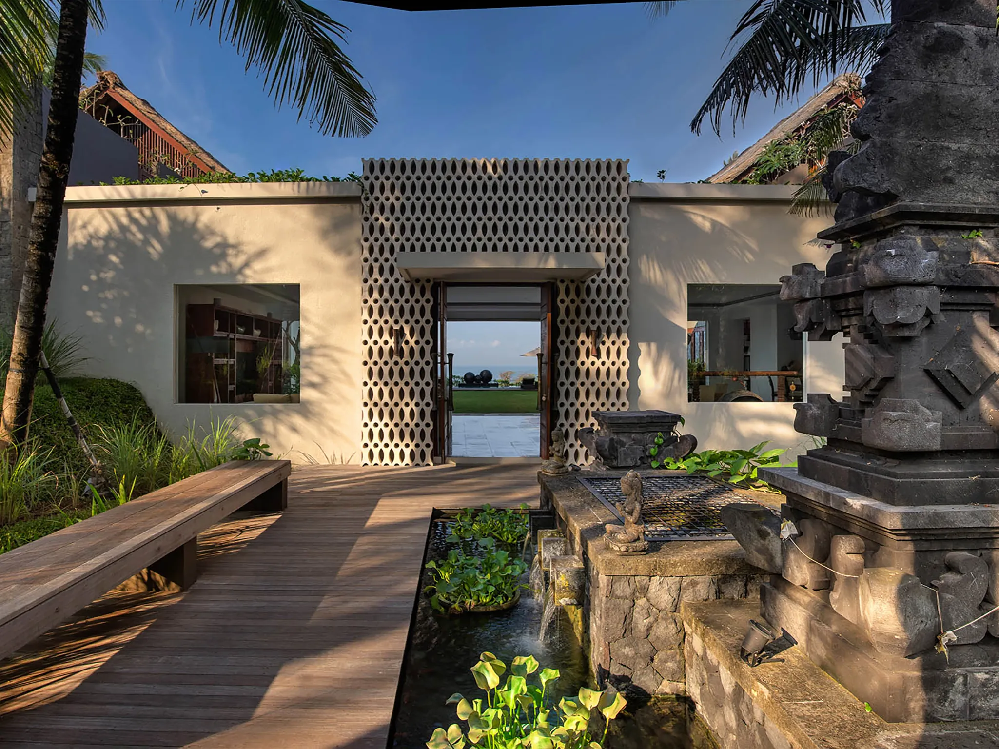 Seseh Beach Villa II - View through connecting door to Seseh I