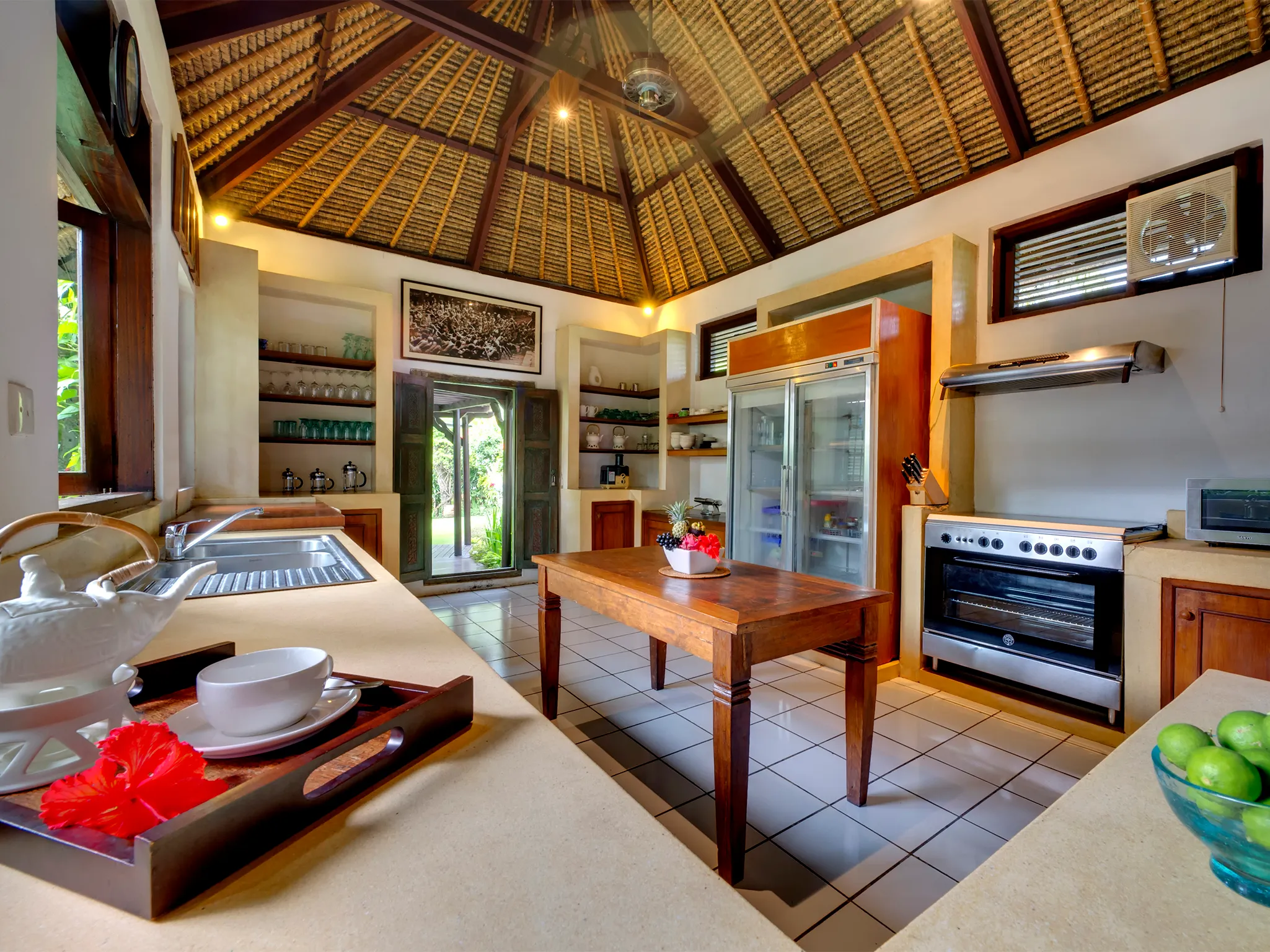 Villa Sungai Tinggi - Kitchen