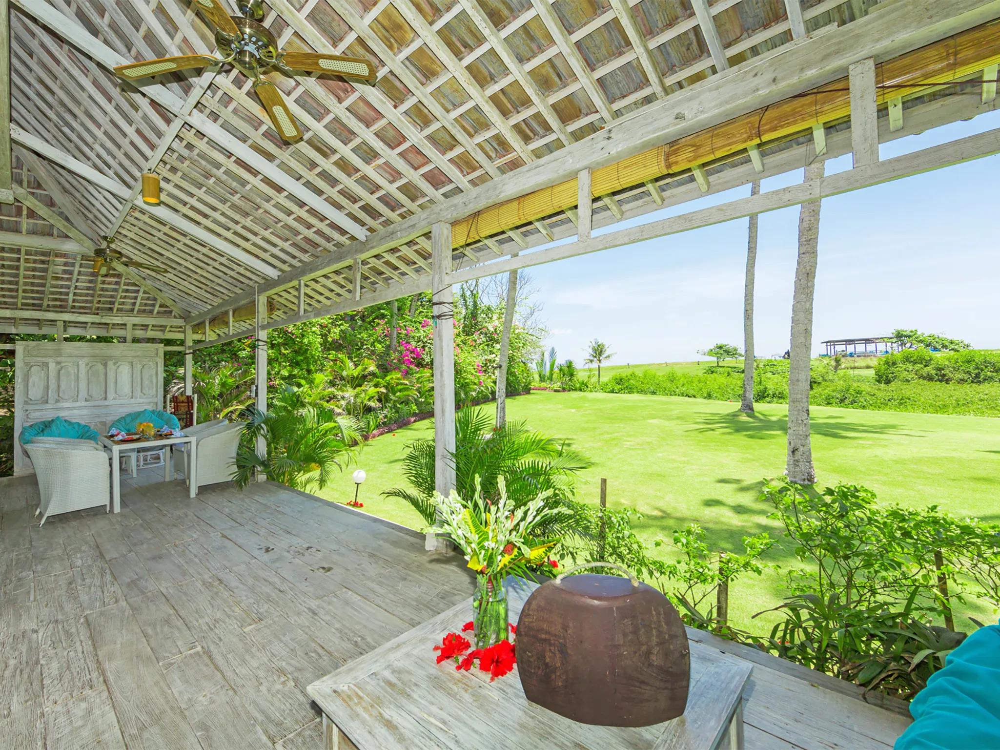 Villa Sungai Tinggi - Joglo private terrace