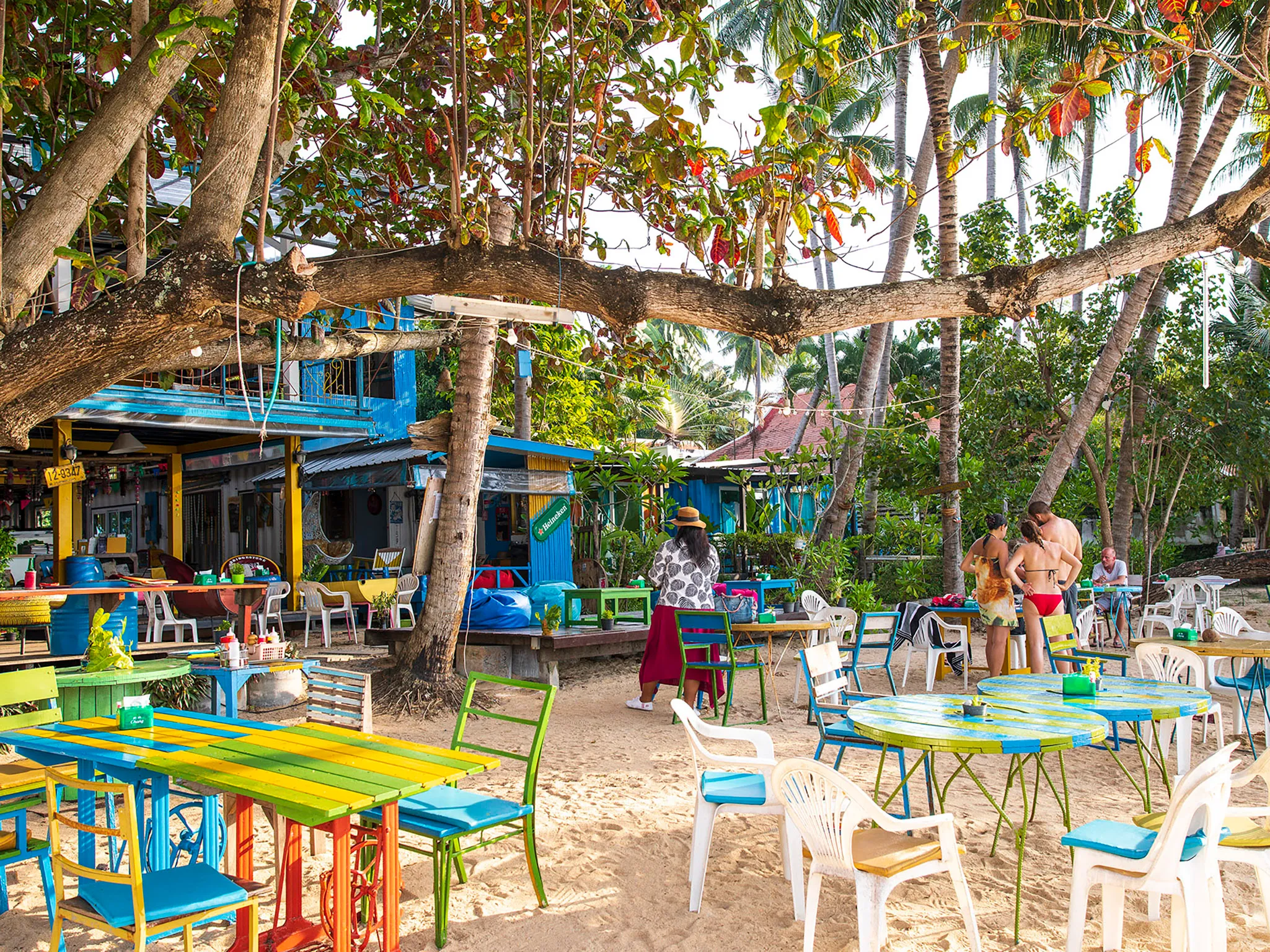 Tawantok Beach Villas - Villa 1 - Beachfront restaurant near the villa
