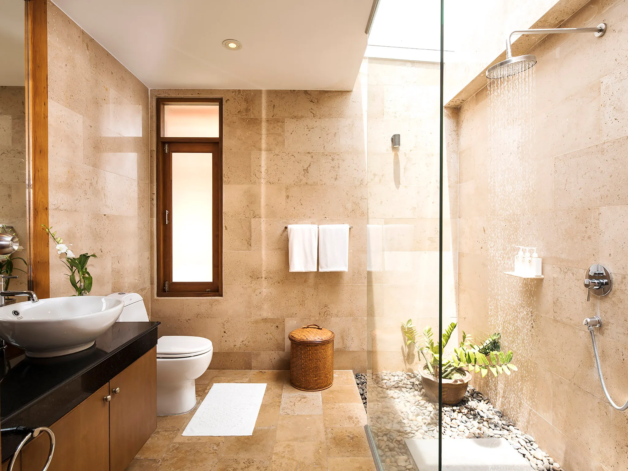Tawantok Beach Villas - Villa 1 - Ensuite bathroom