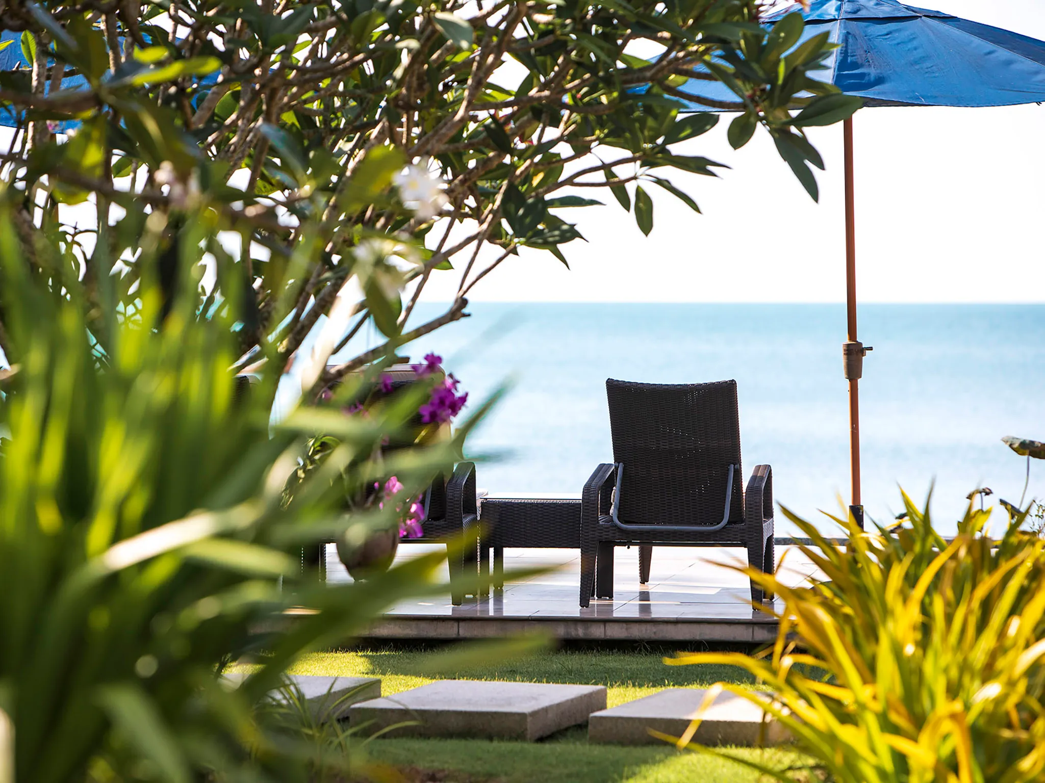 Tawantok Beach Villas - Villa 2 - Tropical lush