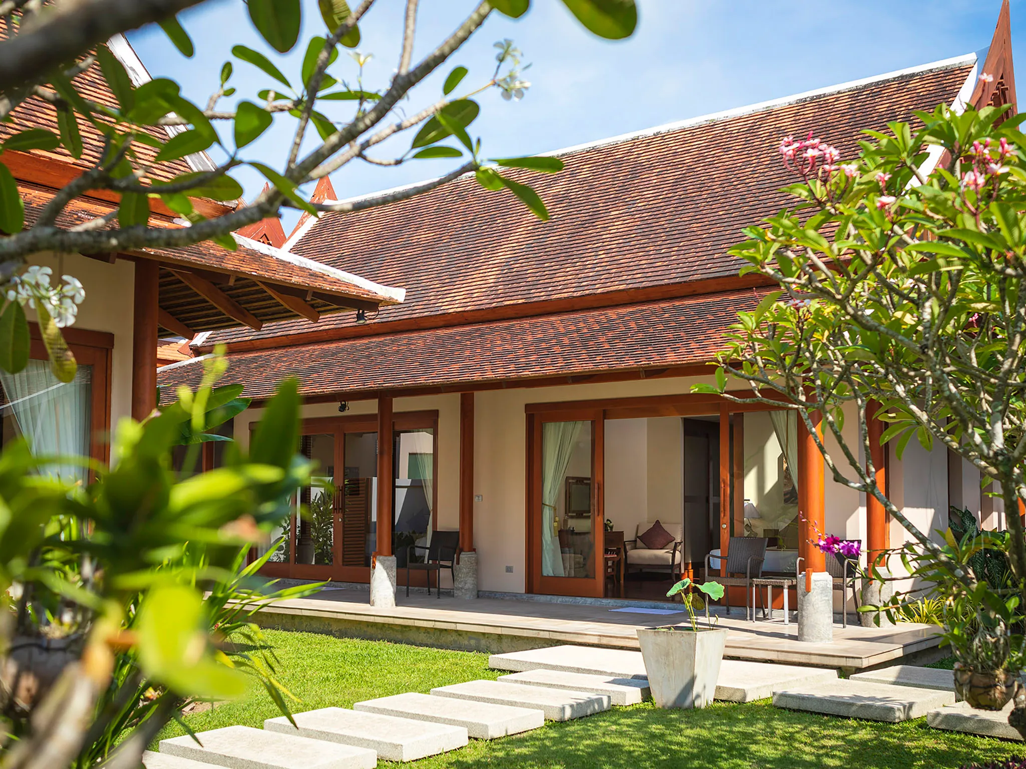 Tawantok Beach Villas - Villa 2 - Bedrooms as seen from the garden