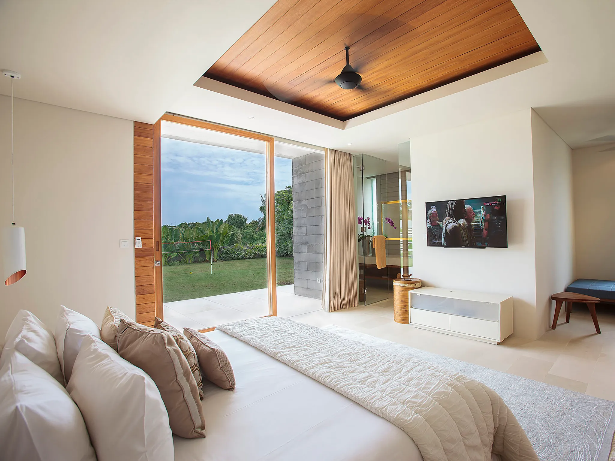 The Iman Villa - Guest bedroom two stunning view