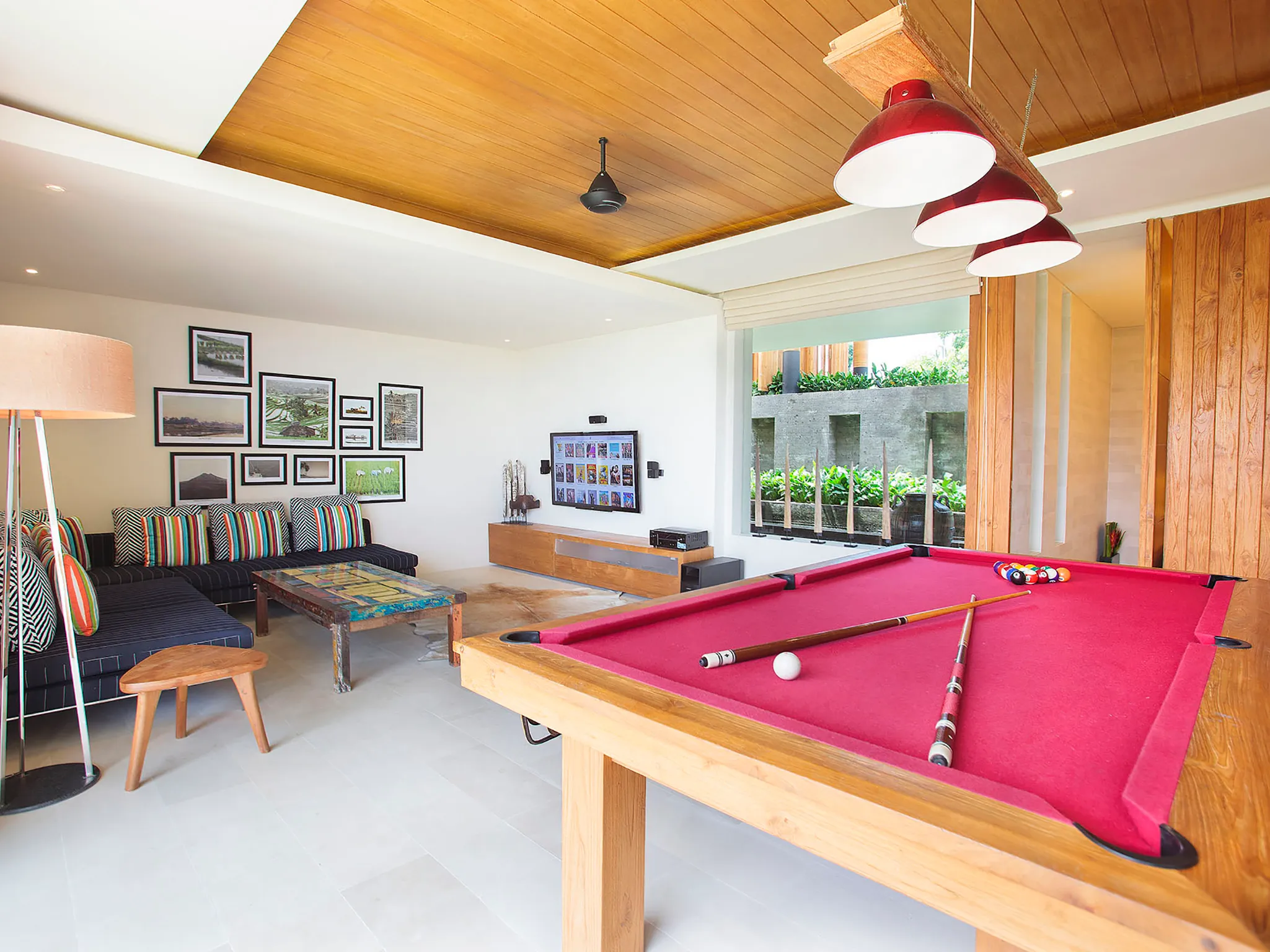 The Iman Villa - Games and entertainment