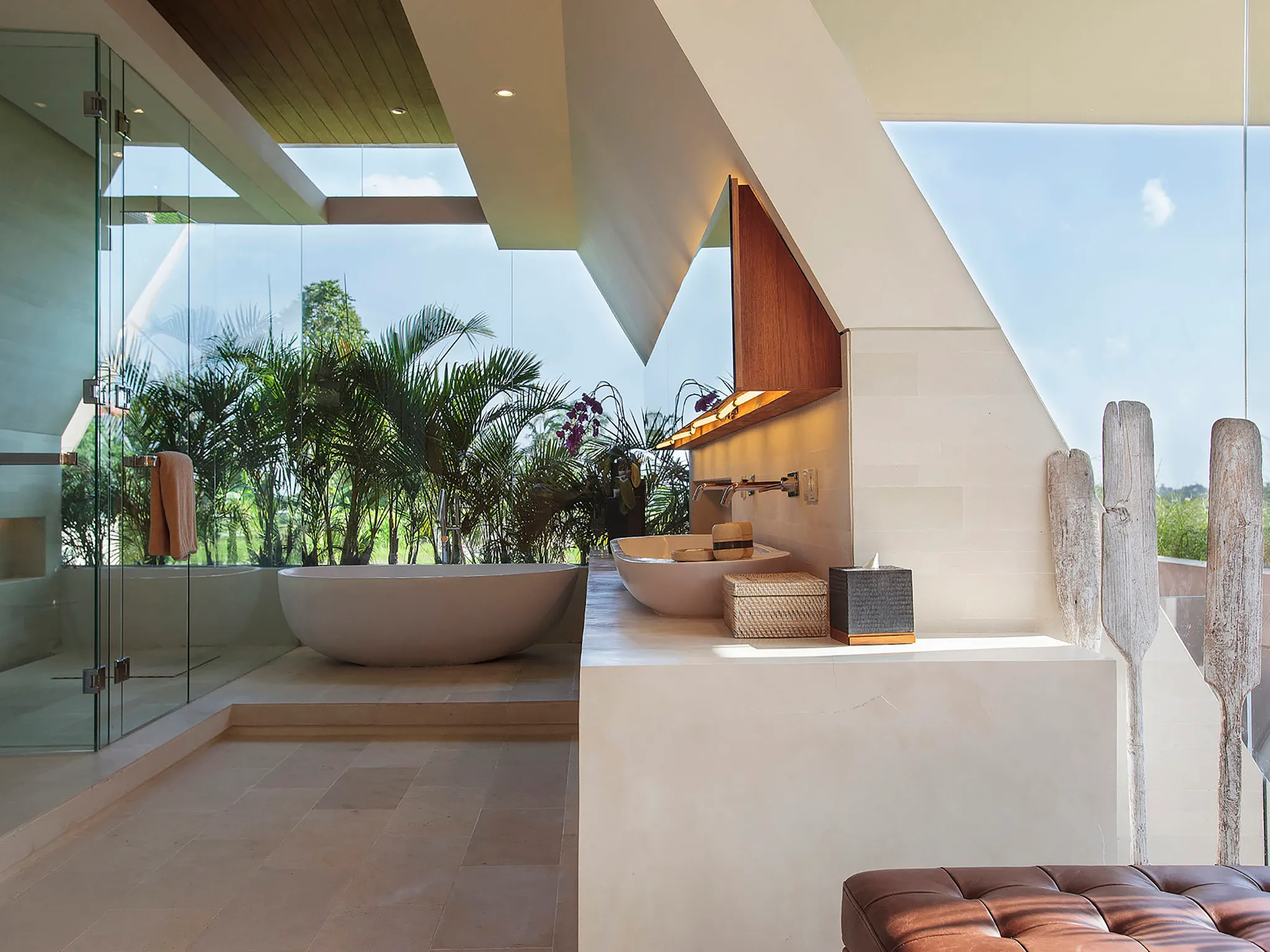 The Iman Villa - Spacious master ensuite