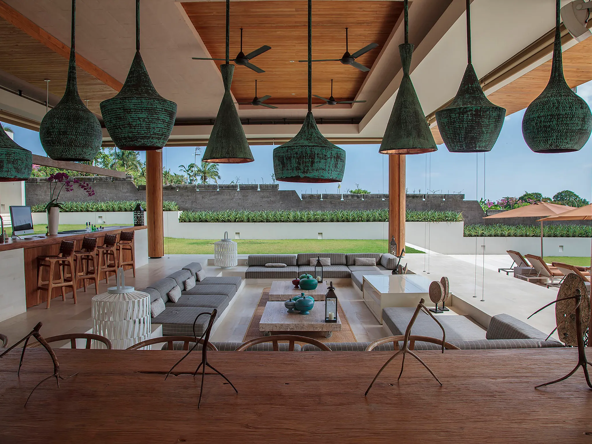 The Iman Villa - Living and dining