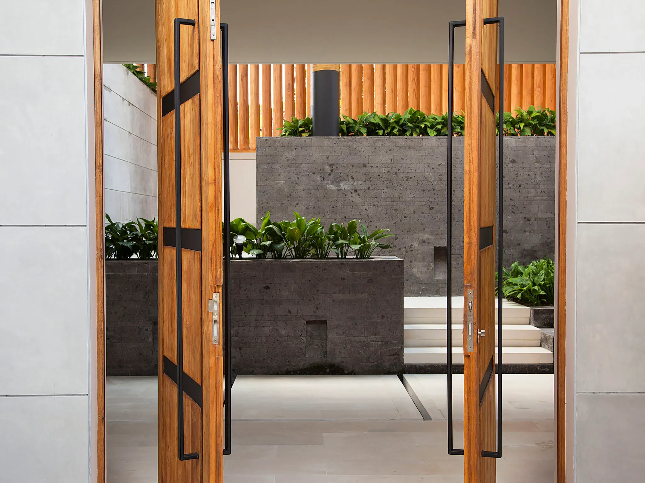 The Iman Villa - Entrance feature area