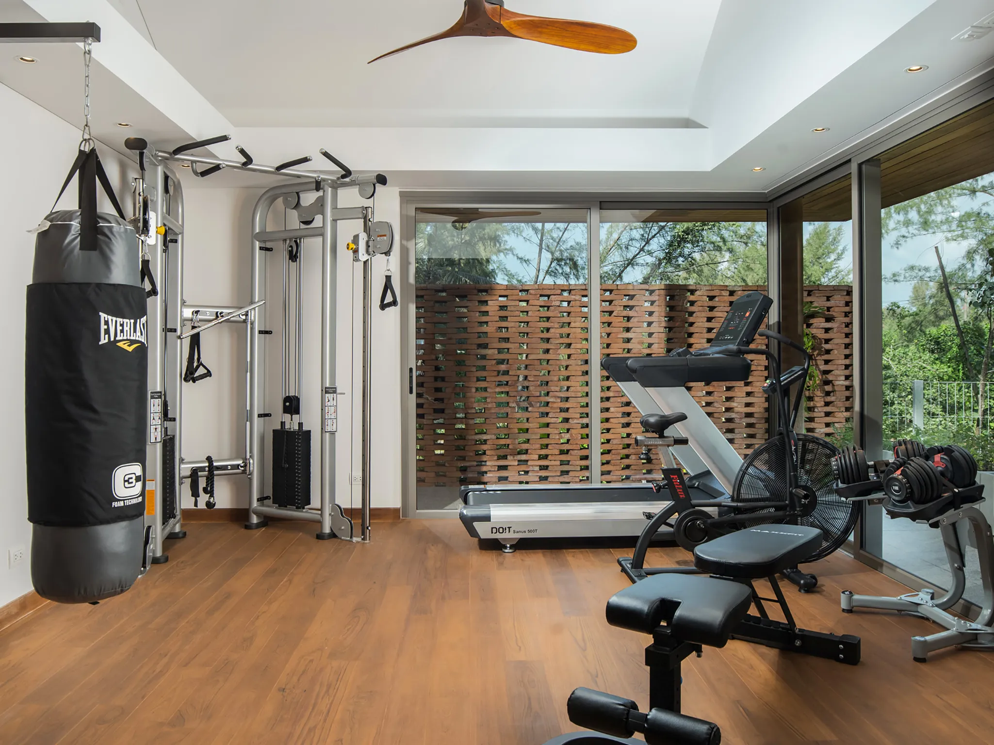 The Pines - The gym
